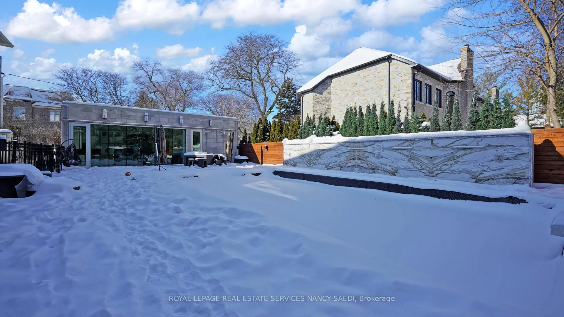 Photo 53 of 42 Wimpole Drive, North York, St. Andrew-Windfields — HOMEH