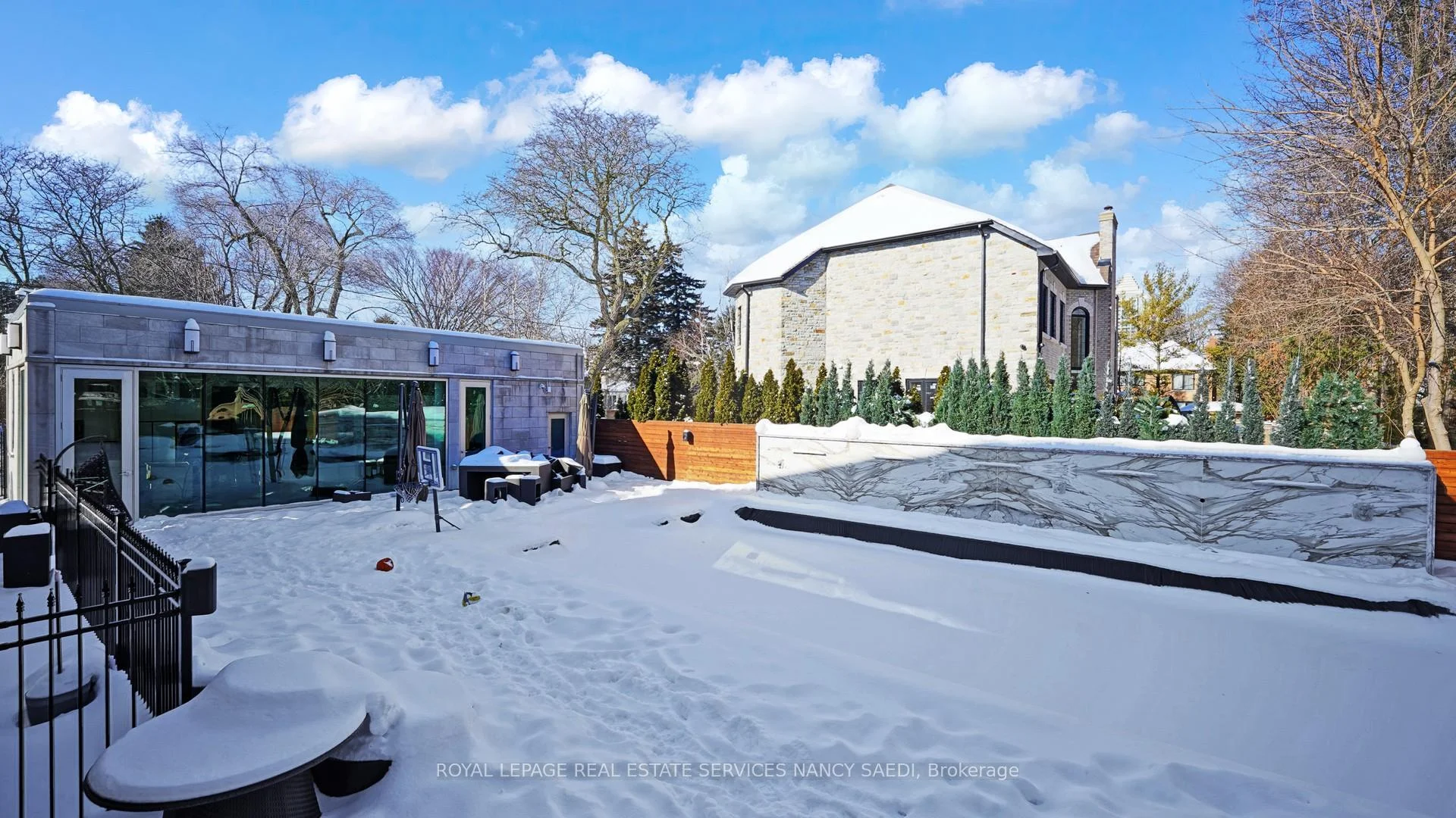 Photo 55 of 42 Wimpole Drive, North York, St. Andrew-Windfields — HOMEH