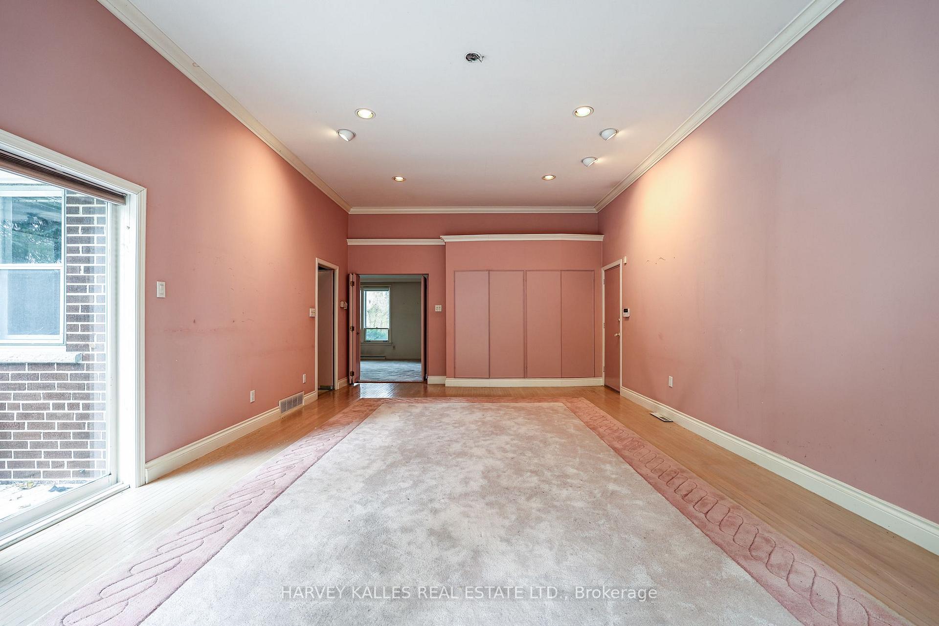 Photo 16 of 2 Clovestone Road, North York, St. Andrew-Windfields — HOMEH