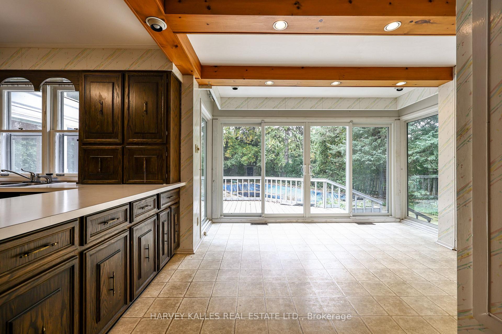 Photo 21 of 2 Clovestone Road, North York, St. Andrew-Windfields — HOMEH