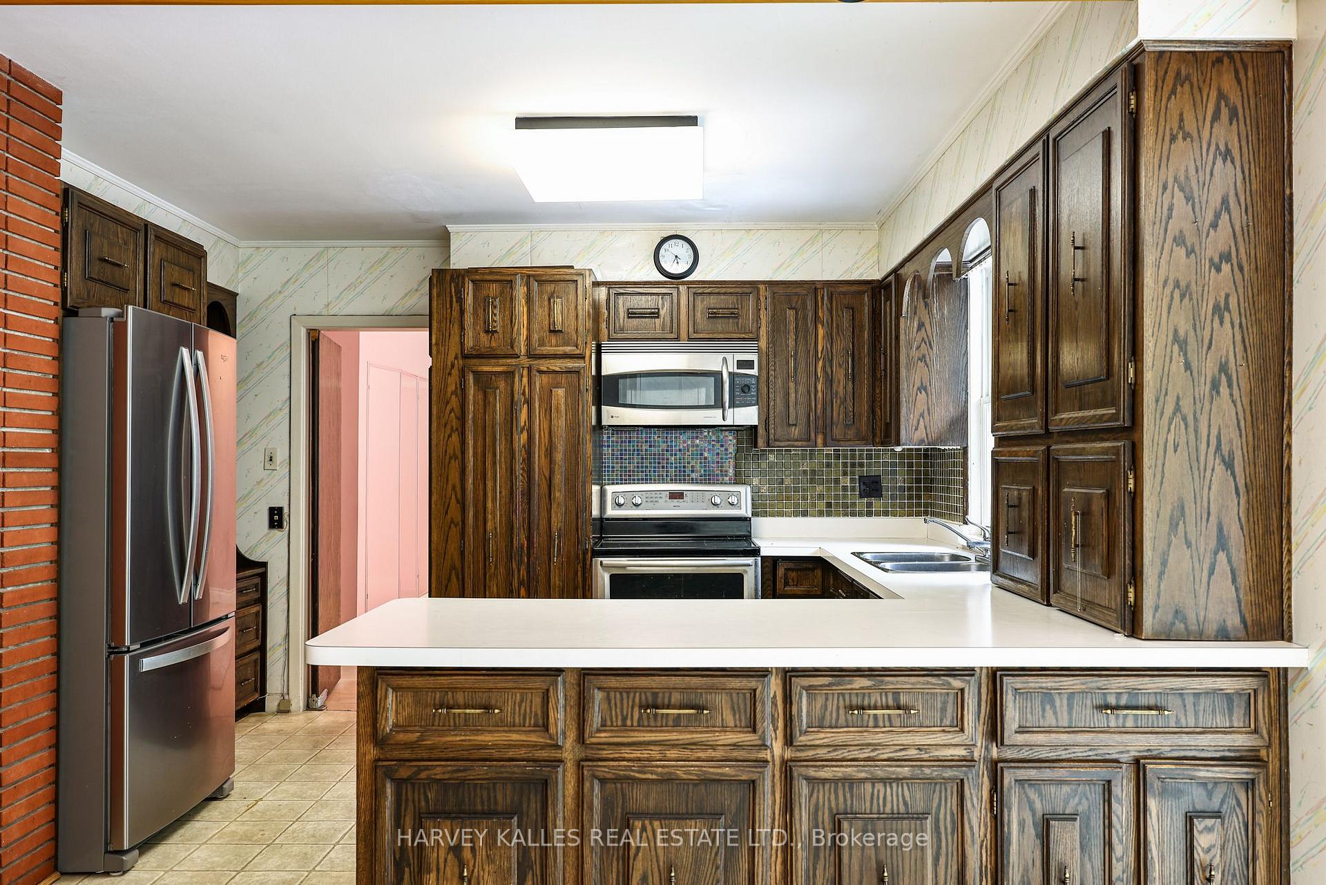 Photo 26 of 2 Clovestone Road, North York, St. Andrew-Windfields — HOMEH