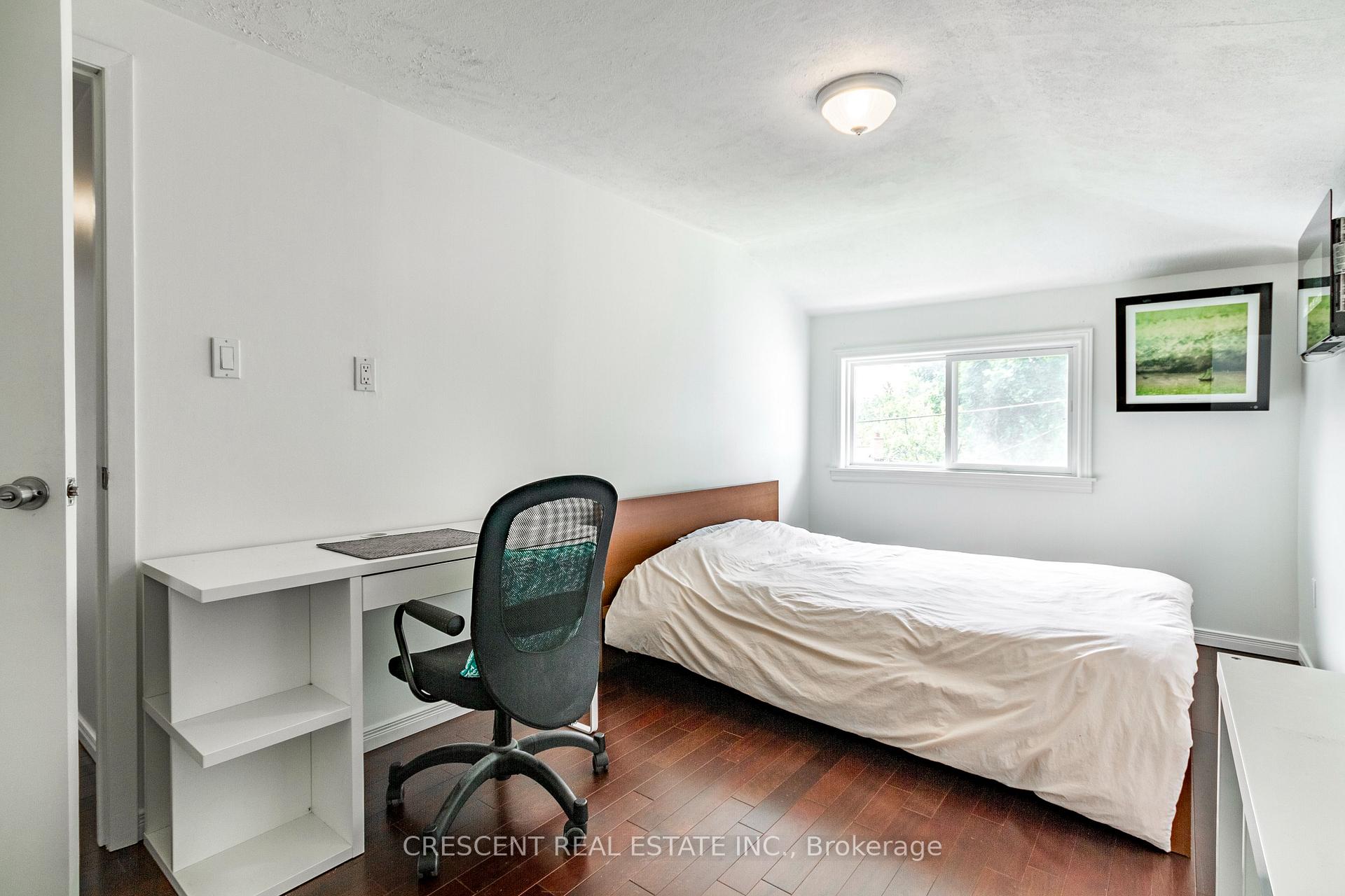 Photo 29 of 9 Clay Court, Etobicoke, Edenbridge-Humber Valley — HOMEH
