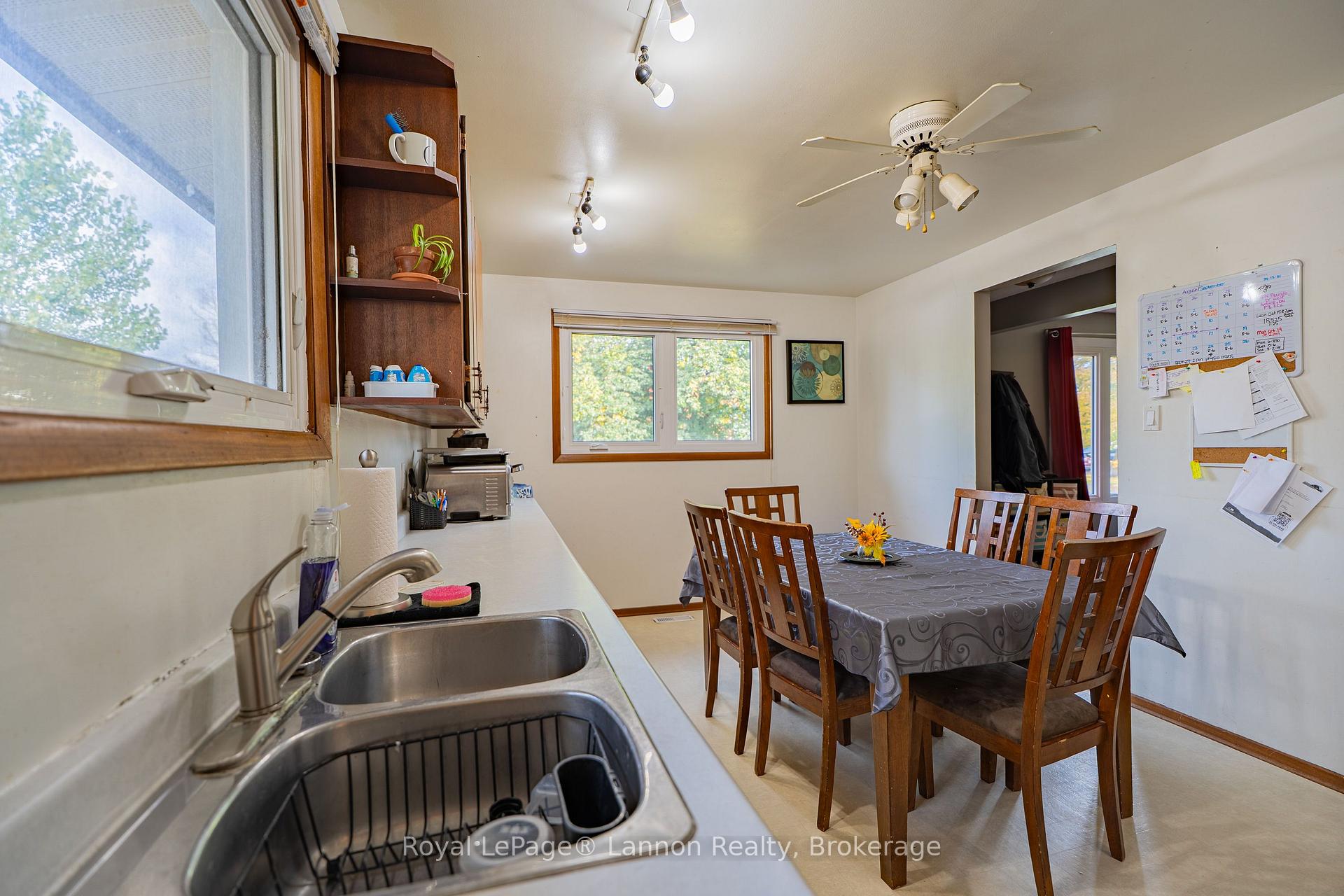 Photo 14 of 562 Simon Fraser Drive, Thunder Bay, Northwood Park — HOMEH