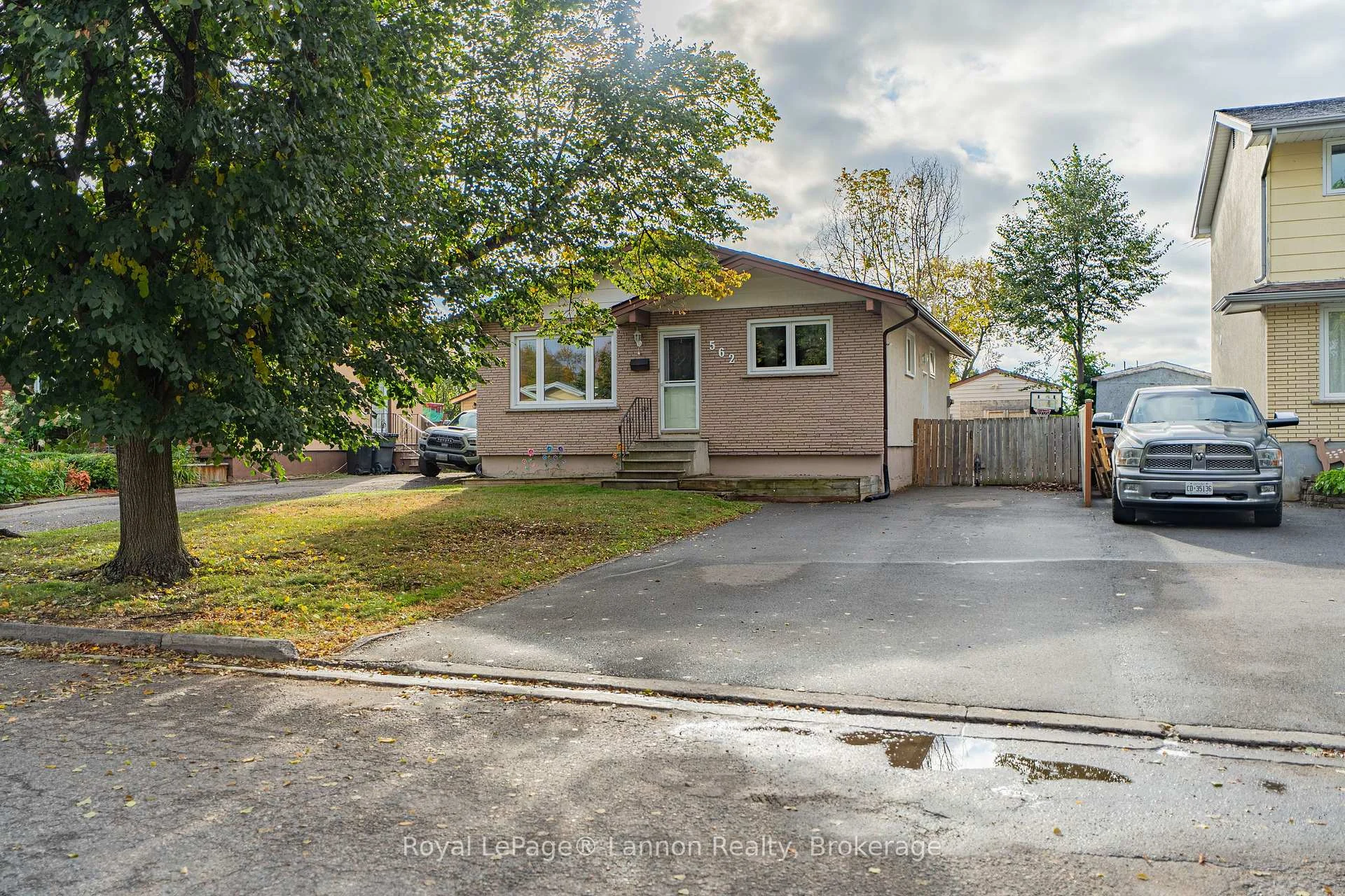 Photo 8 of 562 Simon Fraser Drive, Thunder Bay, Northwood Park — HOMEH