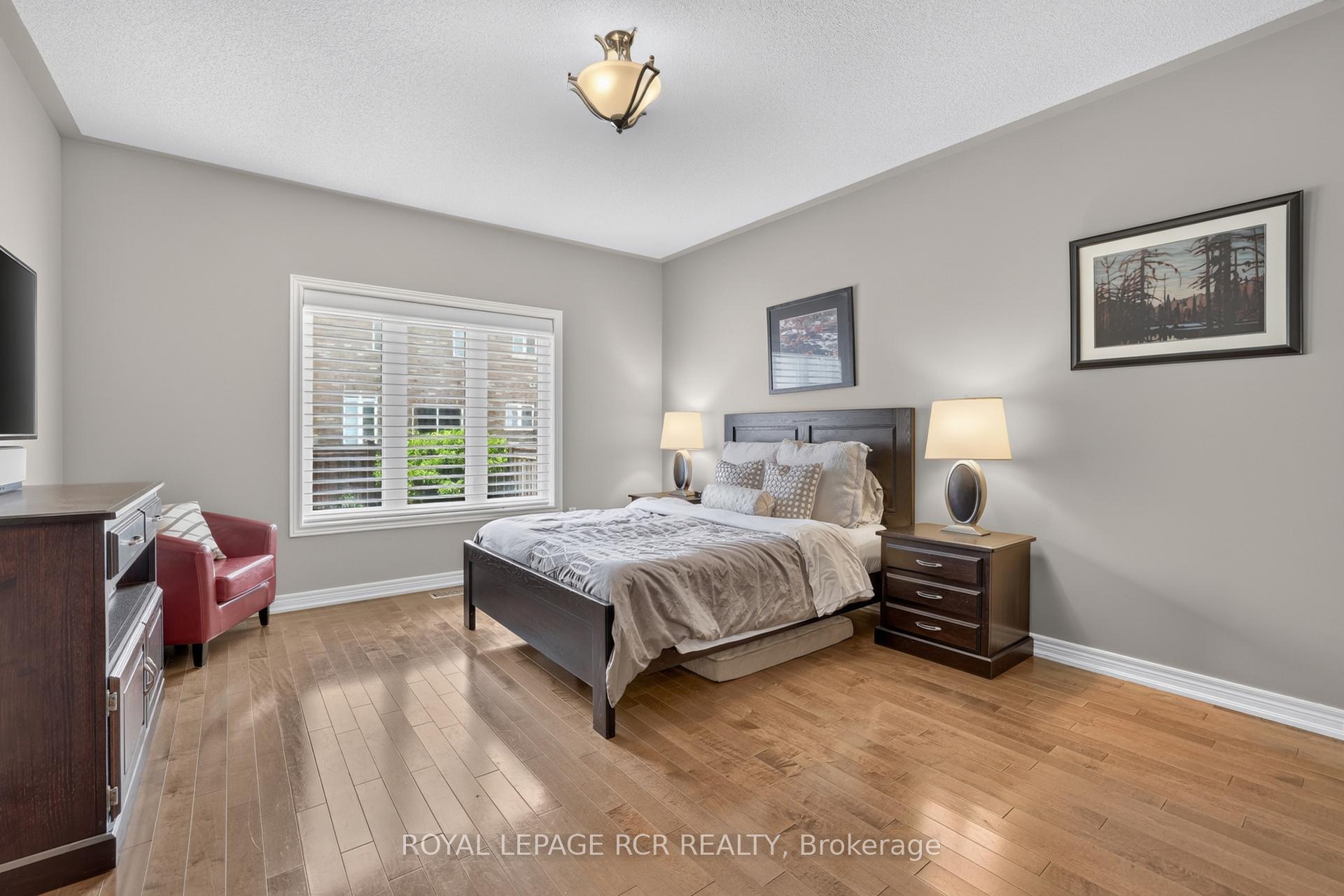 Photo 24 of 30 Borland Crescent, Caledon, Caledon East — HOMEH