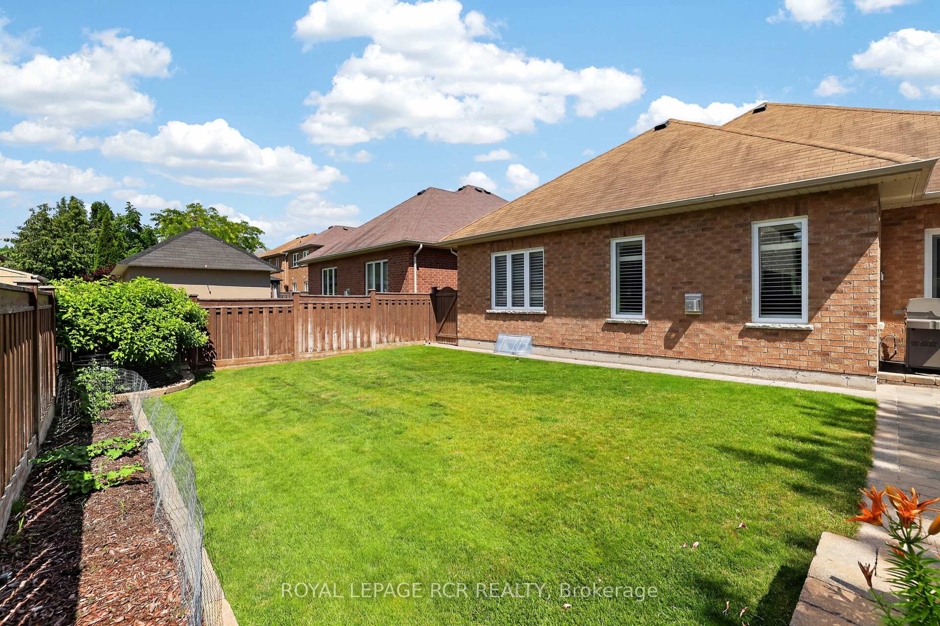 Photo 51 of 30 Borland Crescent, Caledon, Caledon East — HOMEH