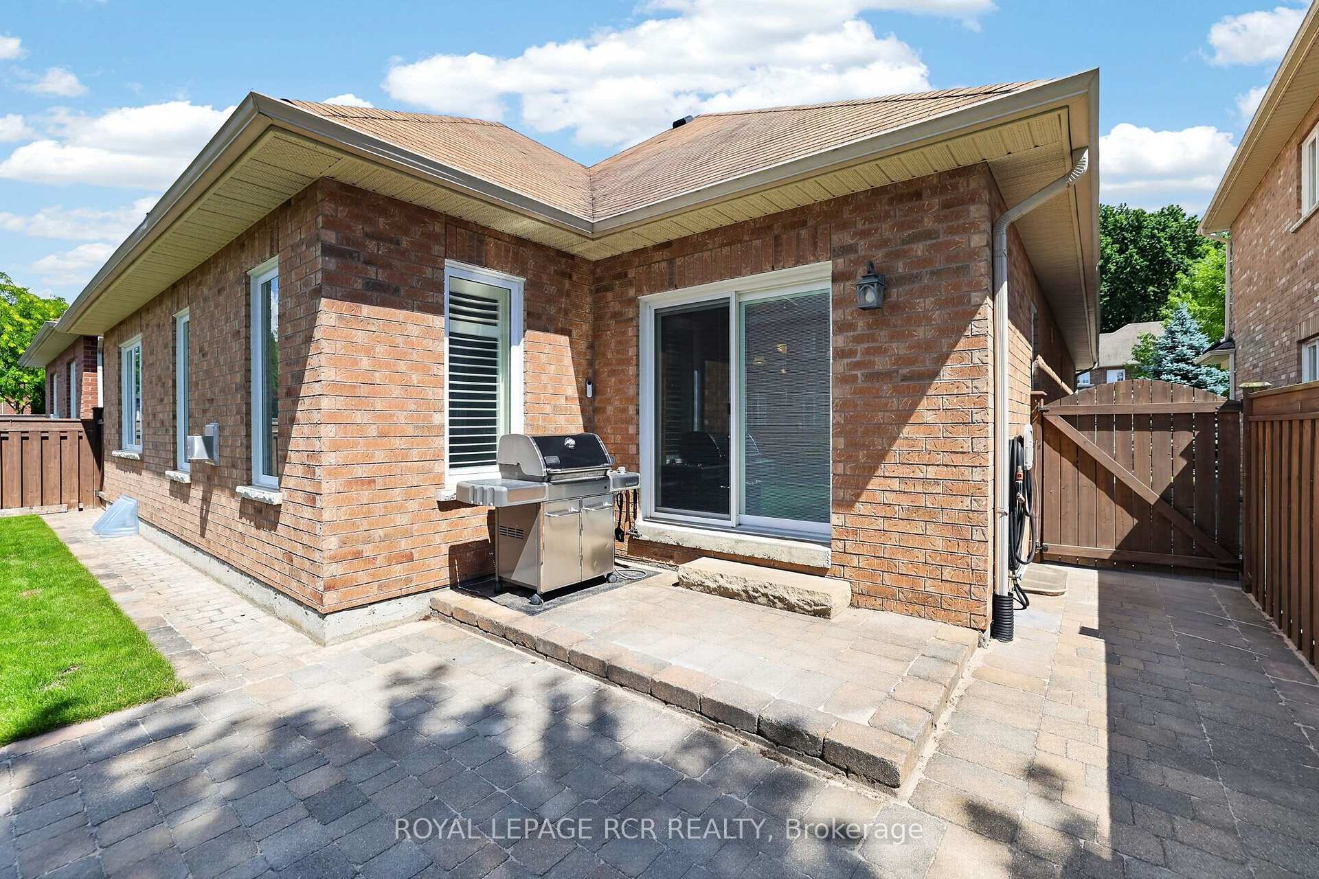 Photo 52 of 30 Borland Crescent, Caledon, Caledon East — HOMEH
