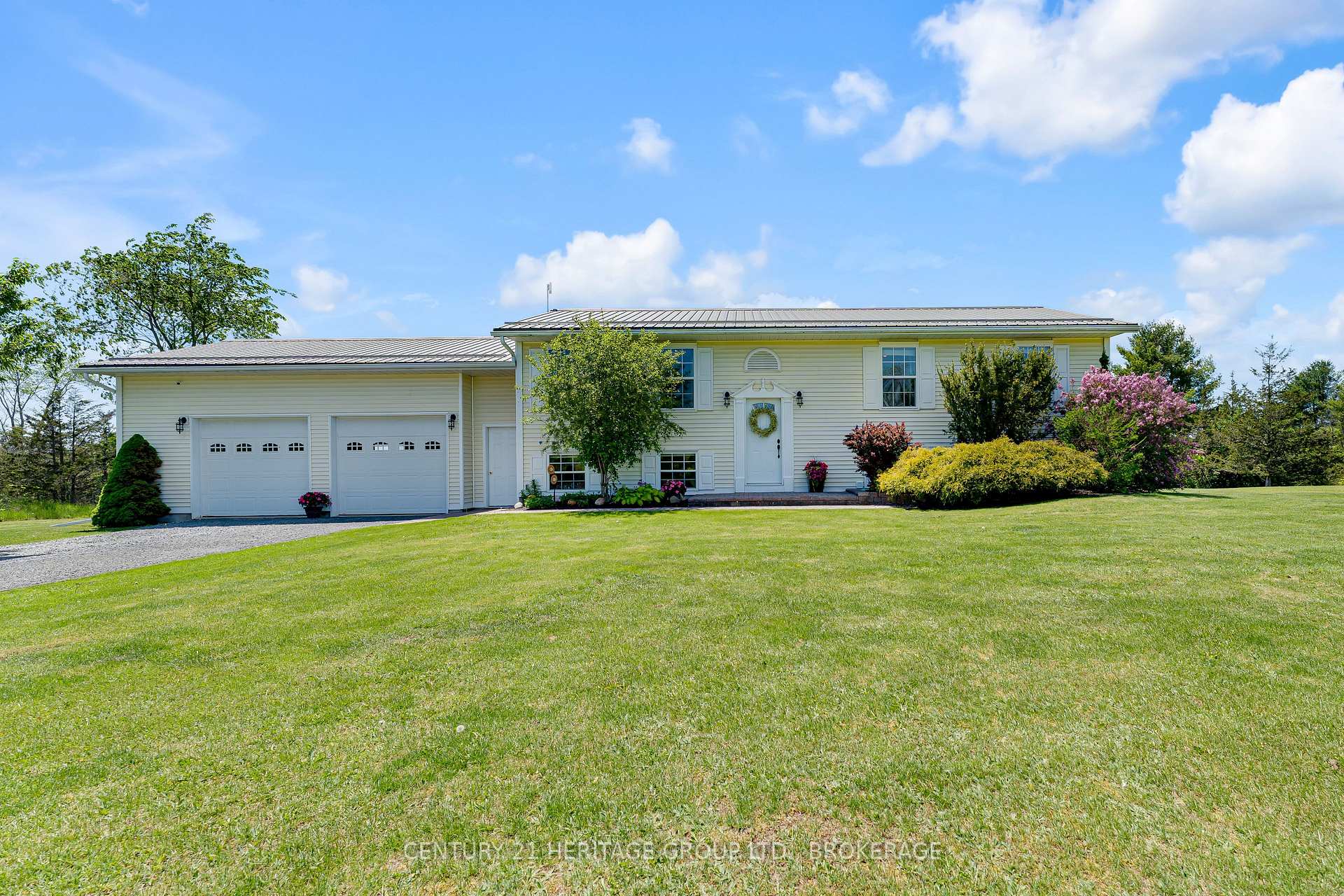Photo of 120 Pinecrest Road S