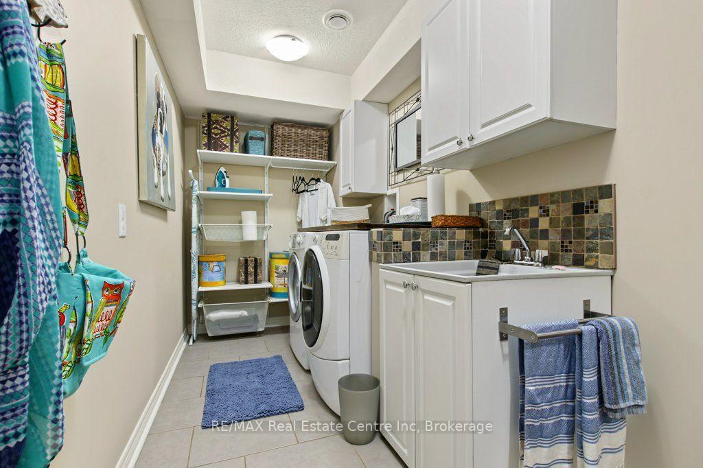 Photo 8 of 104 Johnston Street, Guelph, St. Patrick's Ward — HOMEH