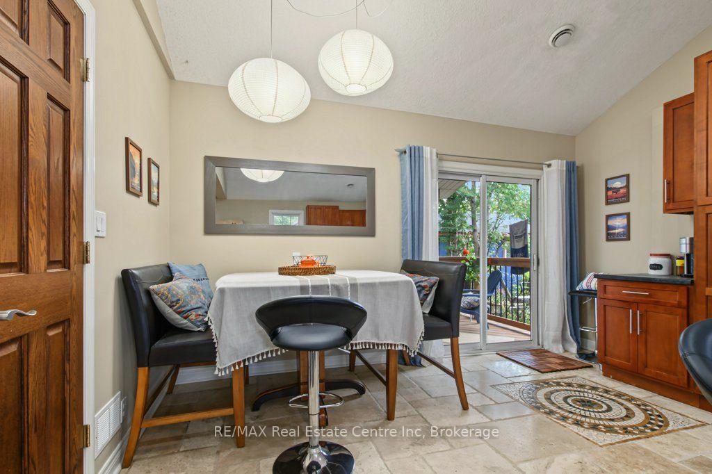Photo 17 of 104 Johnston Street, Guelph, St. Patrick's Ward — HOMEH