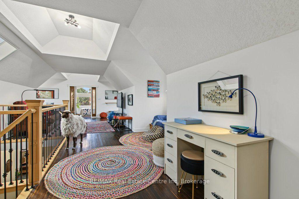 Photo 28 of 104 Johnston Street, Guelph, St. Patrick's Ward — HOMEH