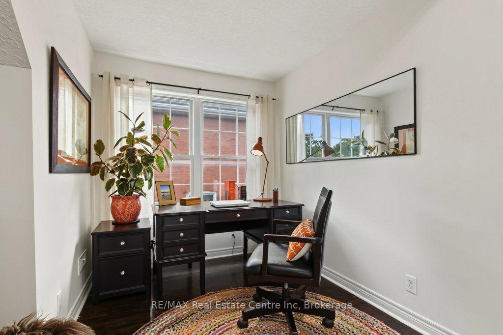 Photo 32 of 104 Johnston Street, Guelph, St. Patrick's Ward — HOMEH