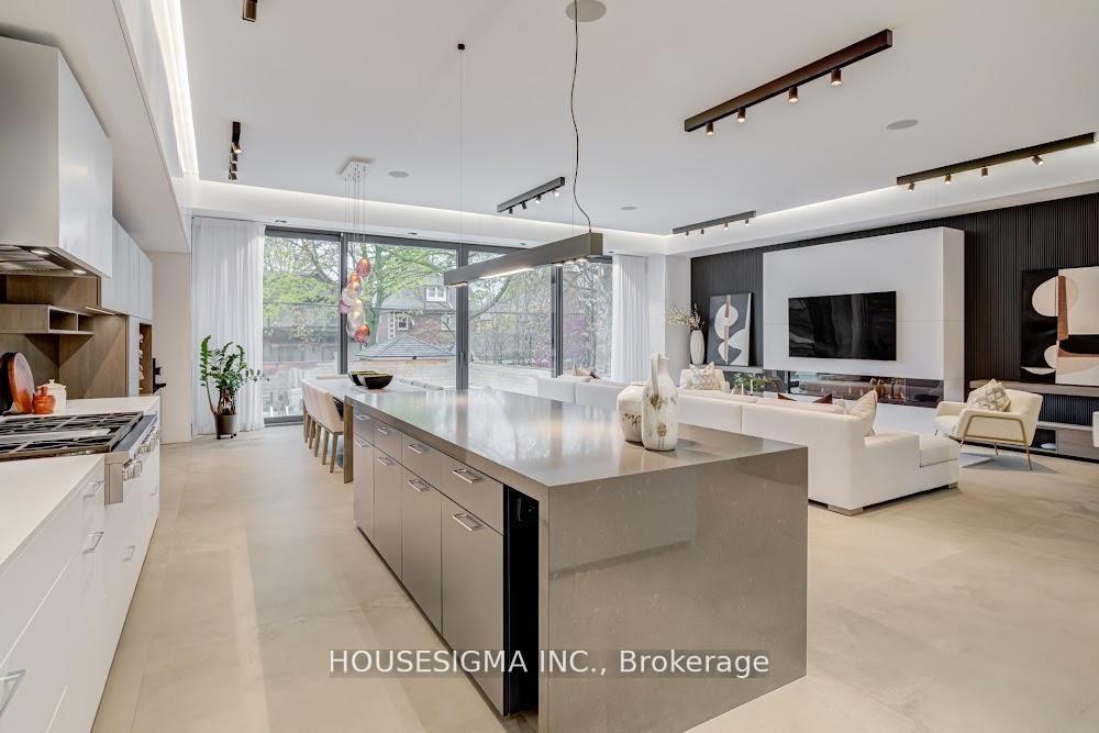 Photo 8 of 307 Richview Avenue, Toronto, Forest Hill South — HOMEH