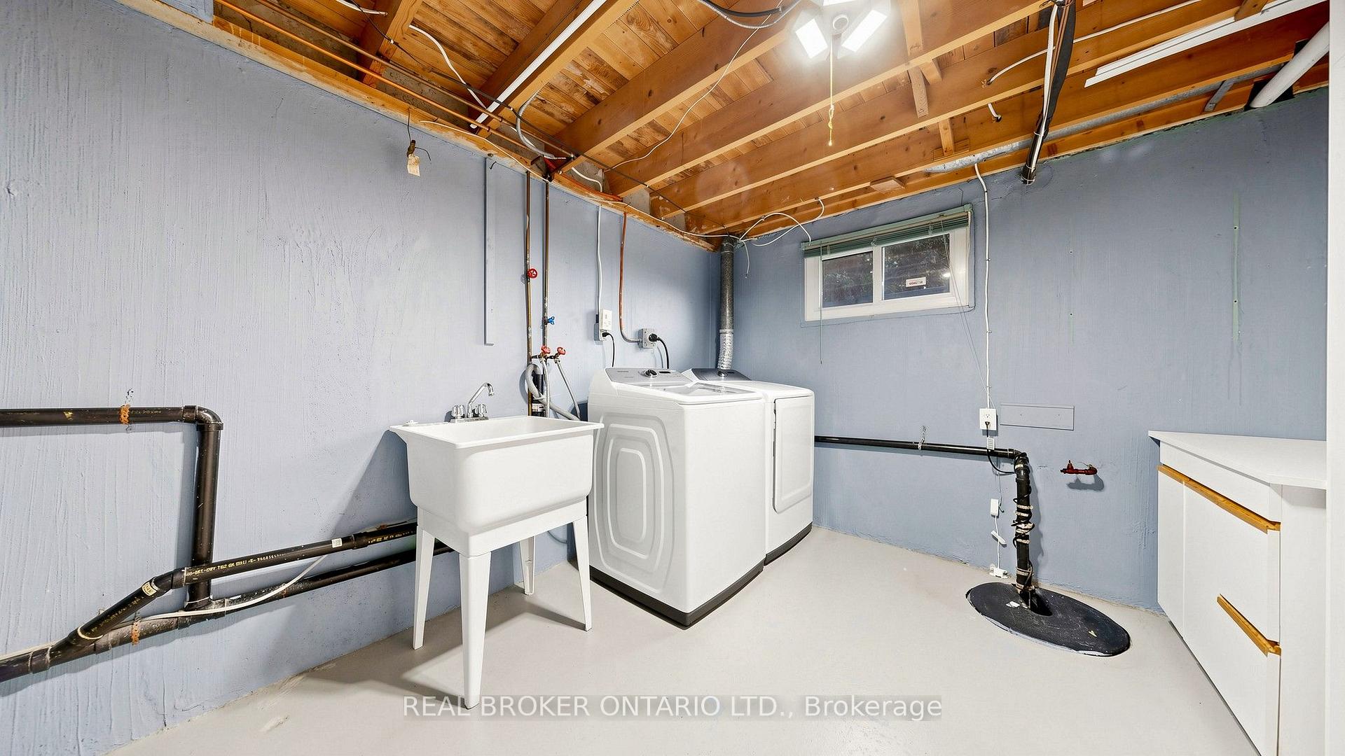 Photo 45 of 32 Cairnside Crescent, North York, Pleasant View — HOMEH