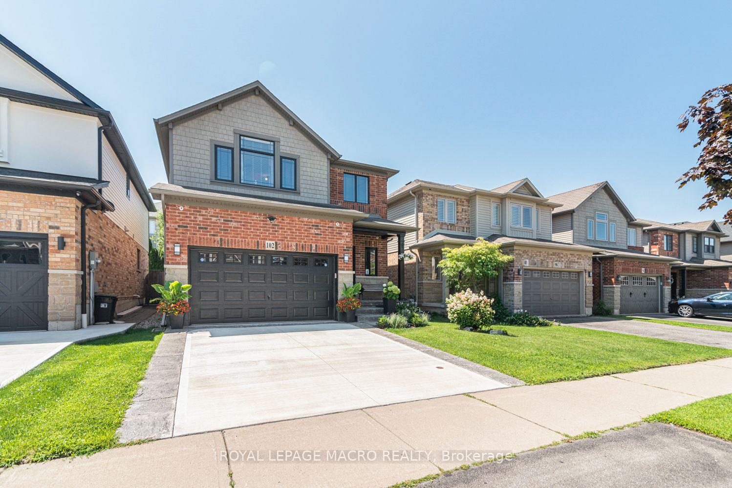 Photo 2 of 102 Willow Lane, Grimsby, Grimsby West — HOMEH