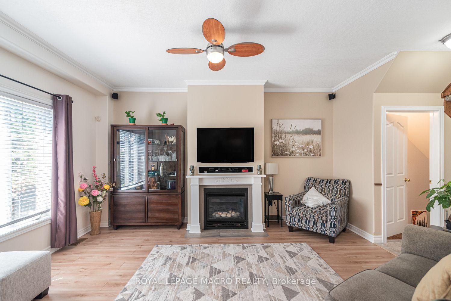 Photo 8 of 102 Willow Lane, Grimsby, Grimsby West — HOMEH