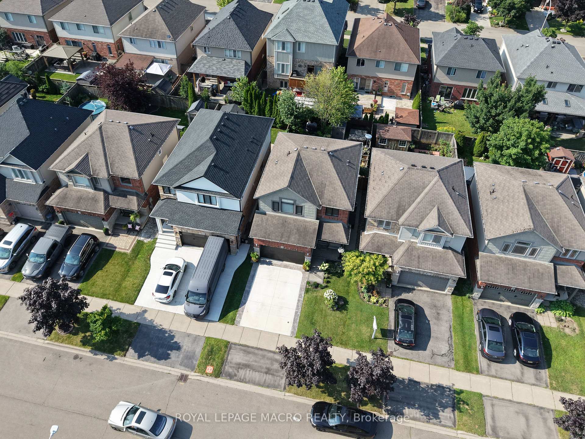 Photo 49 of 102 Willow Lane, Grimsby, Grimsby West — HOMEH
