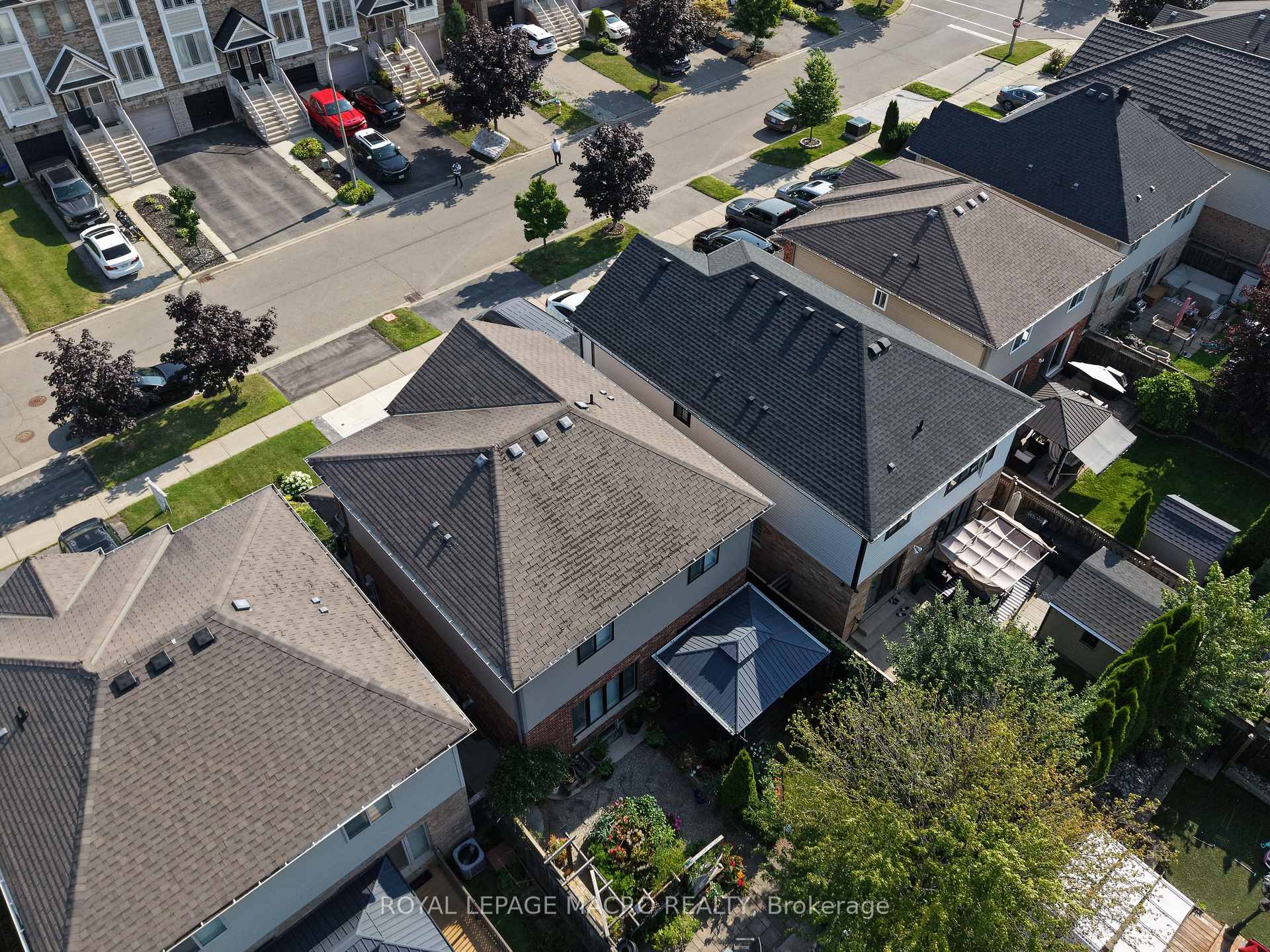 Photo 50 of 102 Willow Lane, Grimsby, Grimsby West — HOMEH