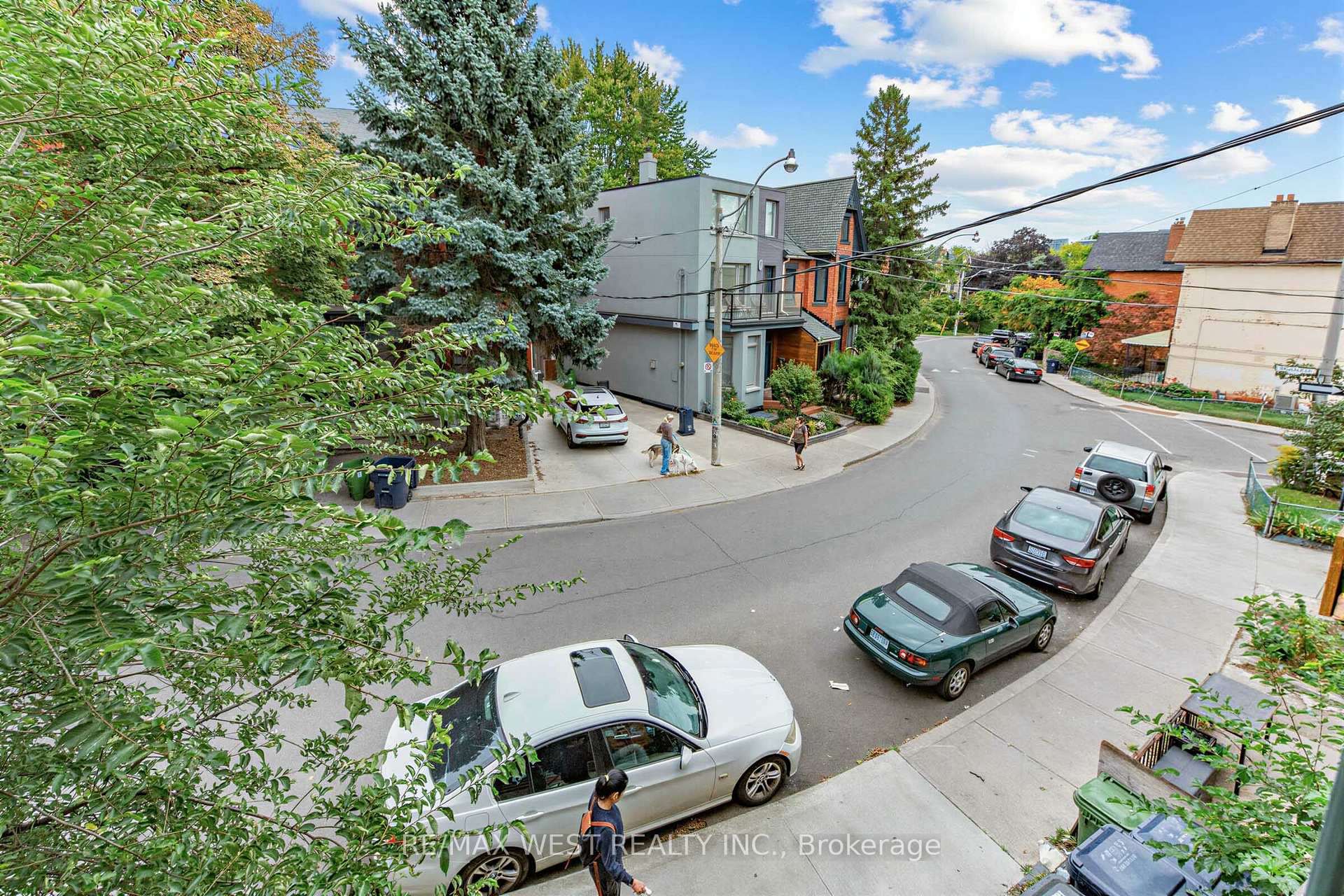 Photo 9 of 284 Lisgar Street, Toronto, Little Portugal — HOMEH