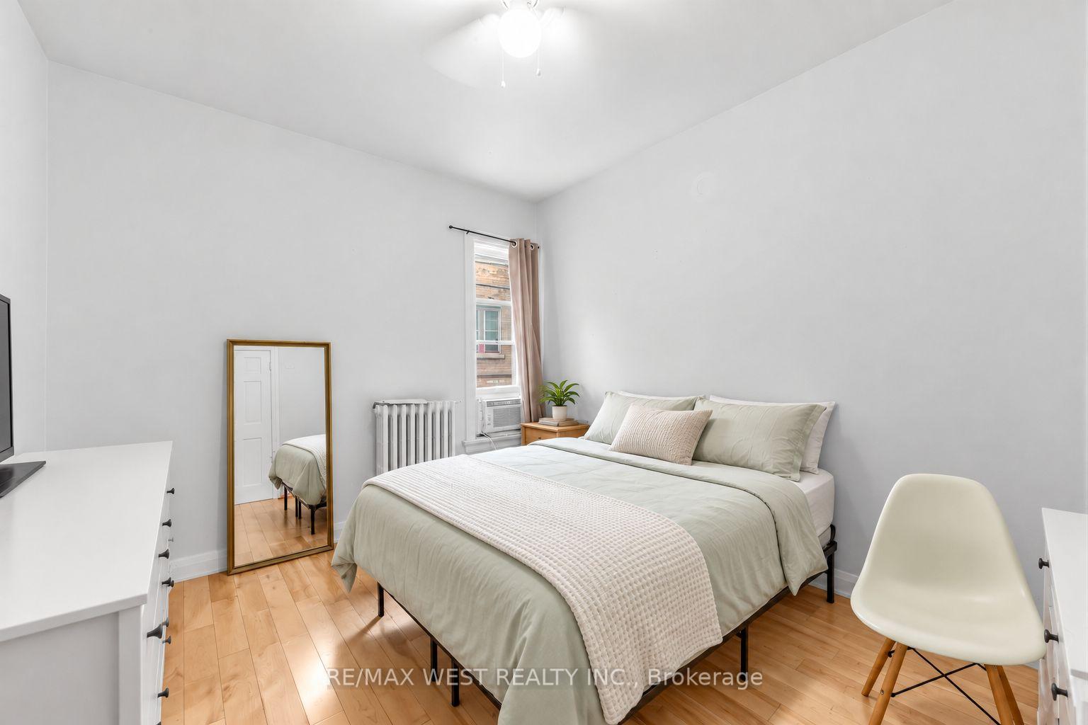 Photo 11 of 284 Lisgar Street, Toronto, Little Portugal — HOMEH