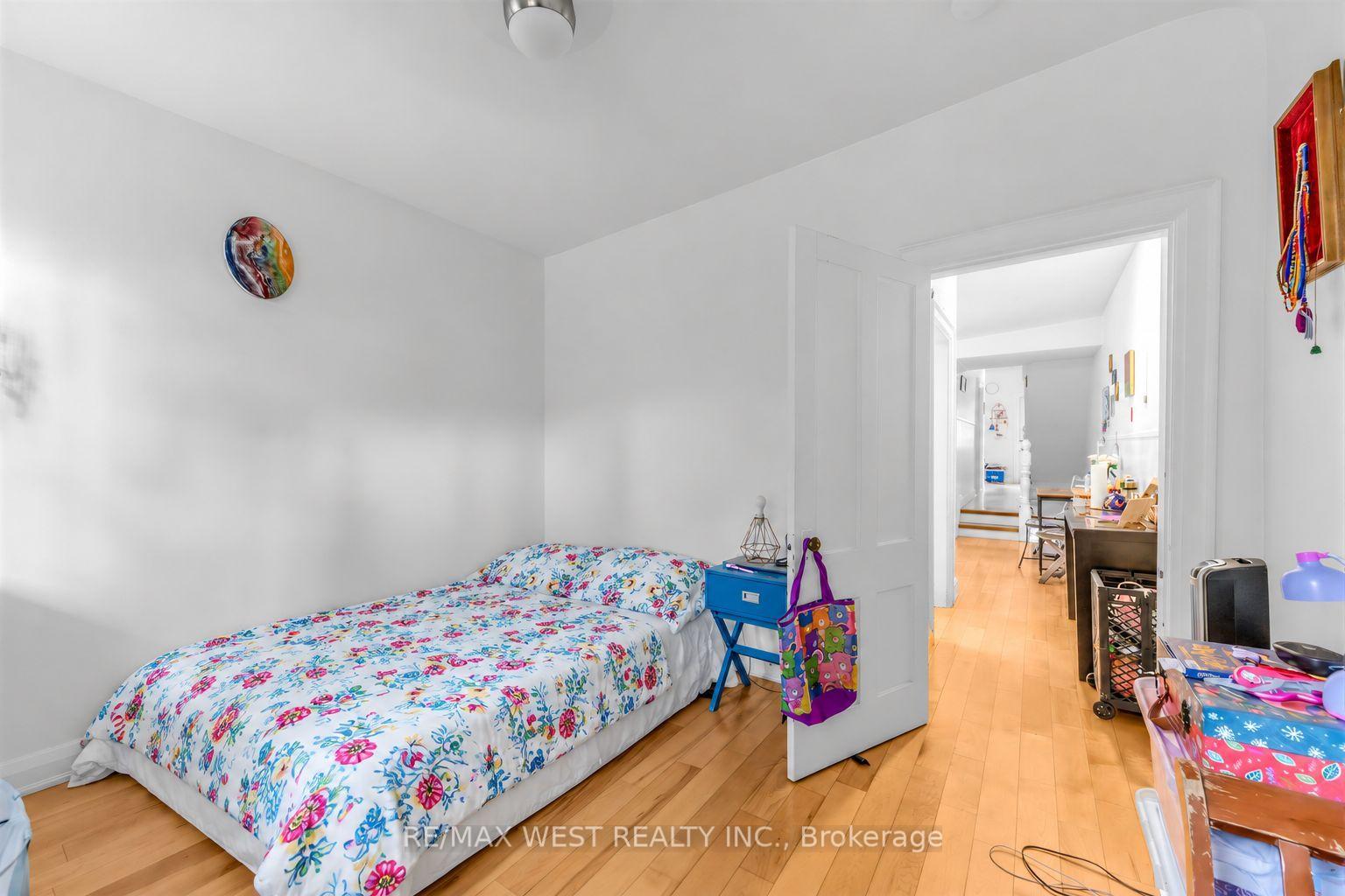 Photo 19 of 284 Lisgar Street, Toronto, Little Portugal — HOMEH