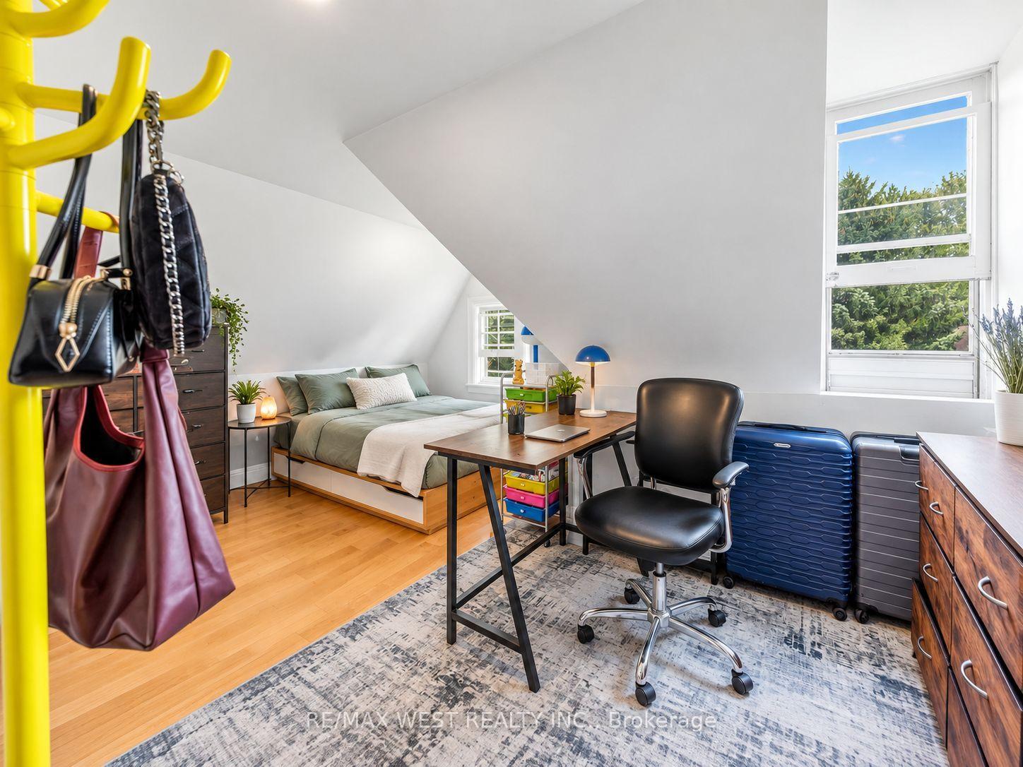 Photo 23 of 284 Lisgar Street, Toronto, Little Portugal — HOMEH