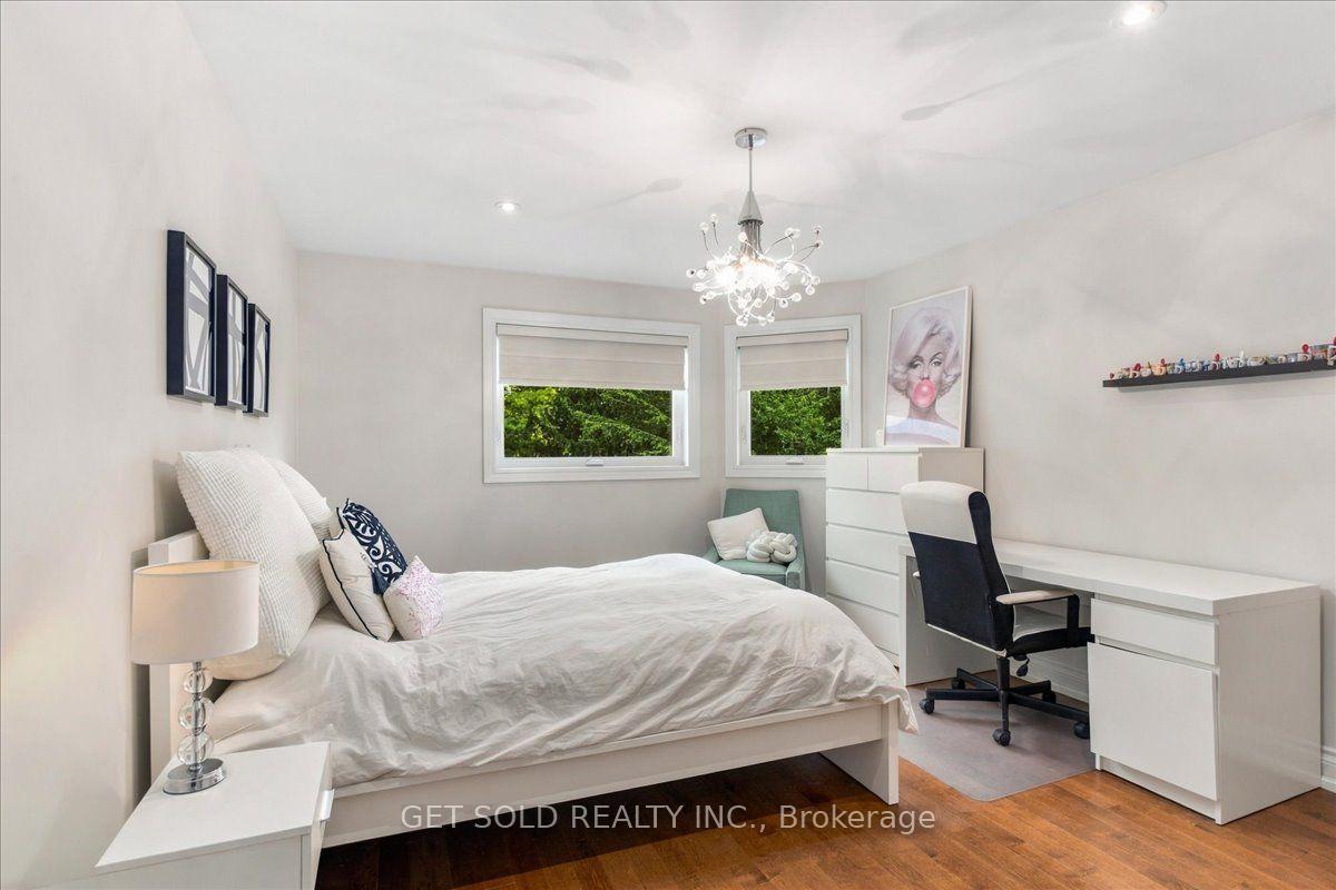 Photo 27 of 10 Coldwater Court, Vaughan, Beverley Glen — HOMEH
