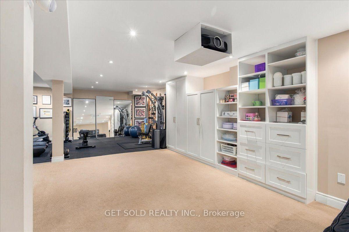 Photo 33 of 10 Coldwater Court, Vaughan, Beverley Glen — HOMEH