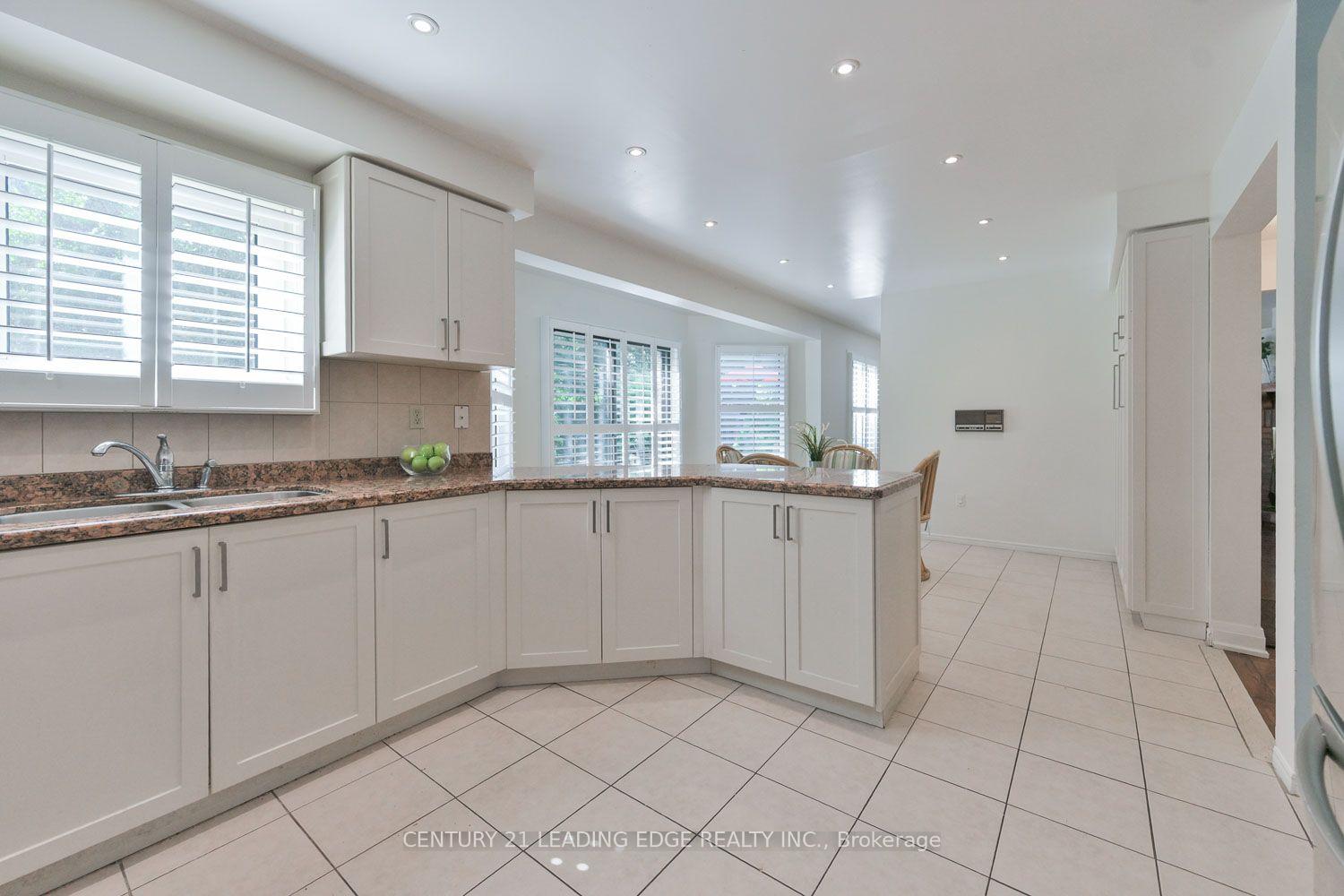 Photo 15 of 14 Montrose Crescent, Markham, Unionville — HOMEH