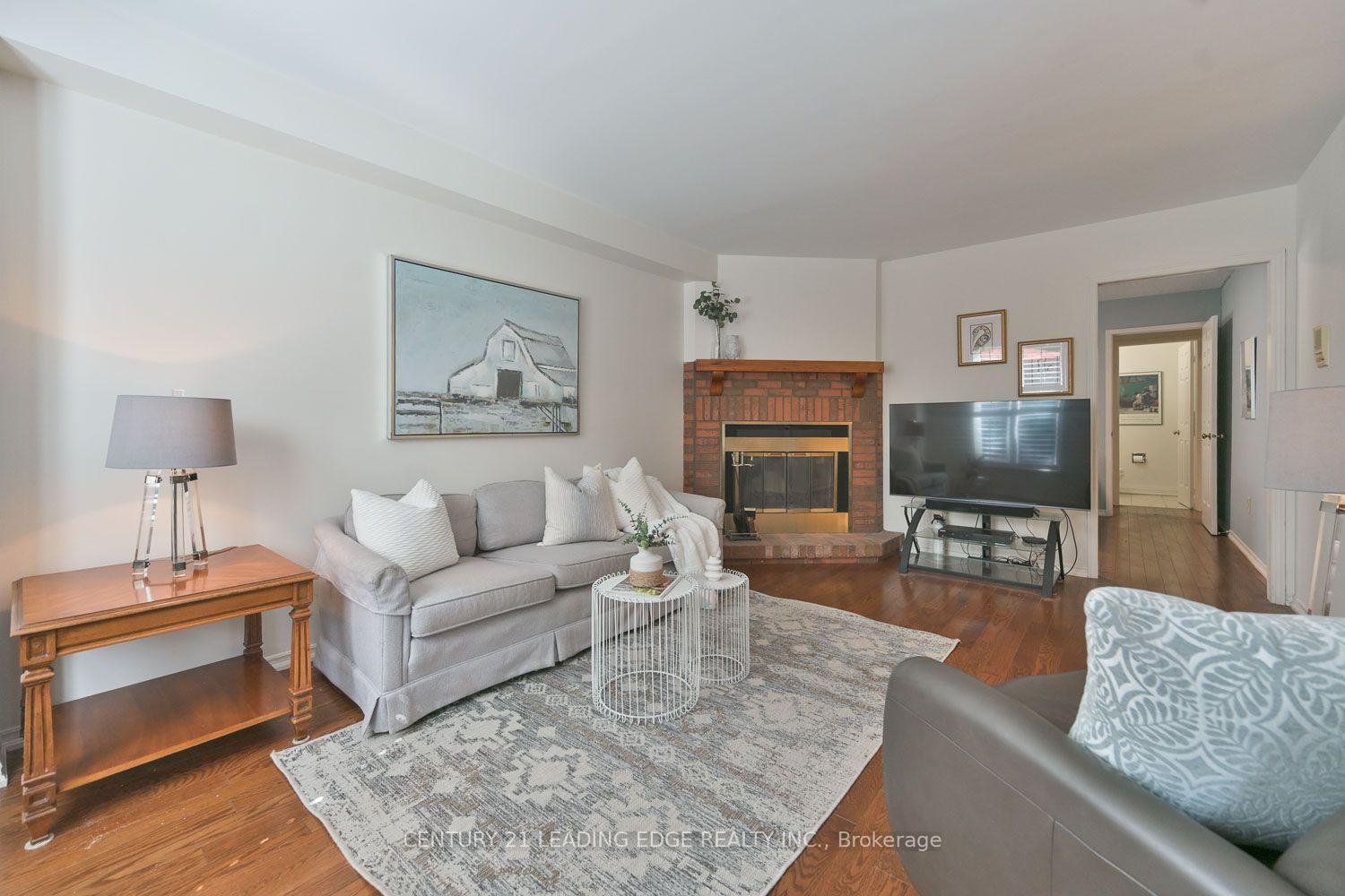 Photo 17 of 14 Montrose Crescent, Markham, Unionville — HOMEH