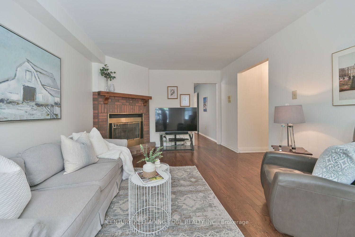 Photo 18 of 14 Montrose Crescent, Markham, Unionville — HOMEH