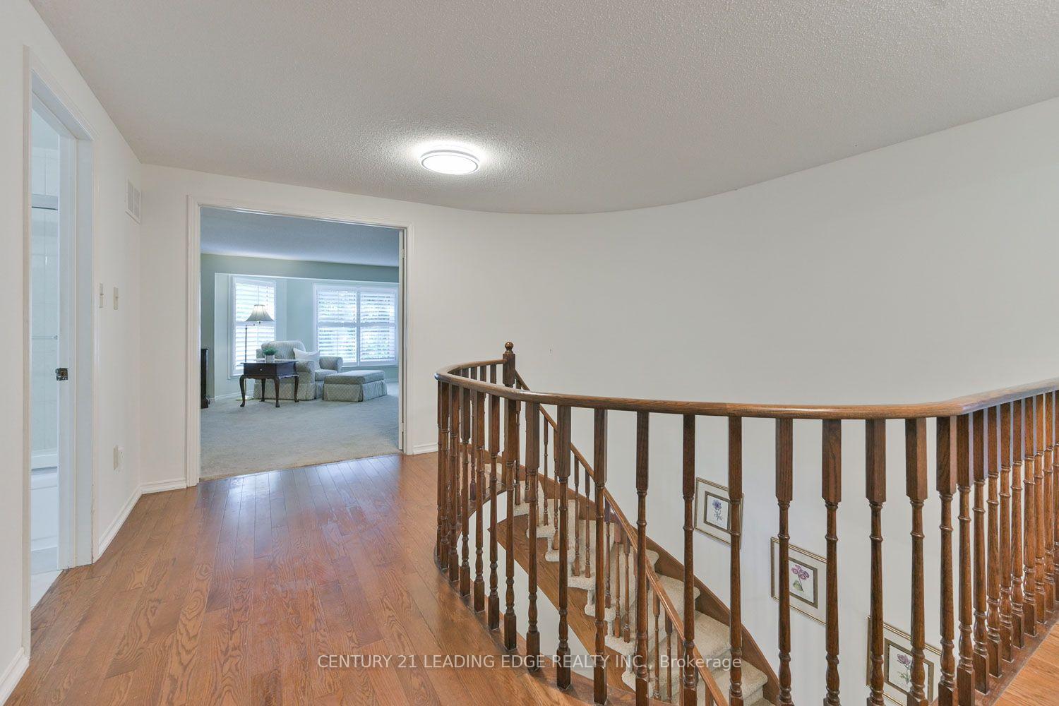 Photo 23 of 14 Montrose Crescent, Markham, Unionville — HOMEH