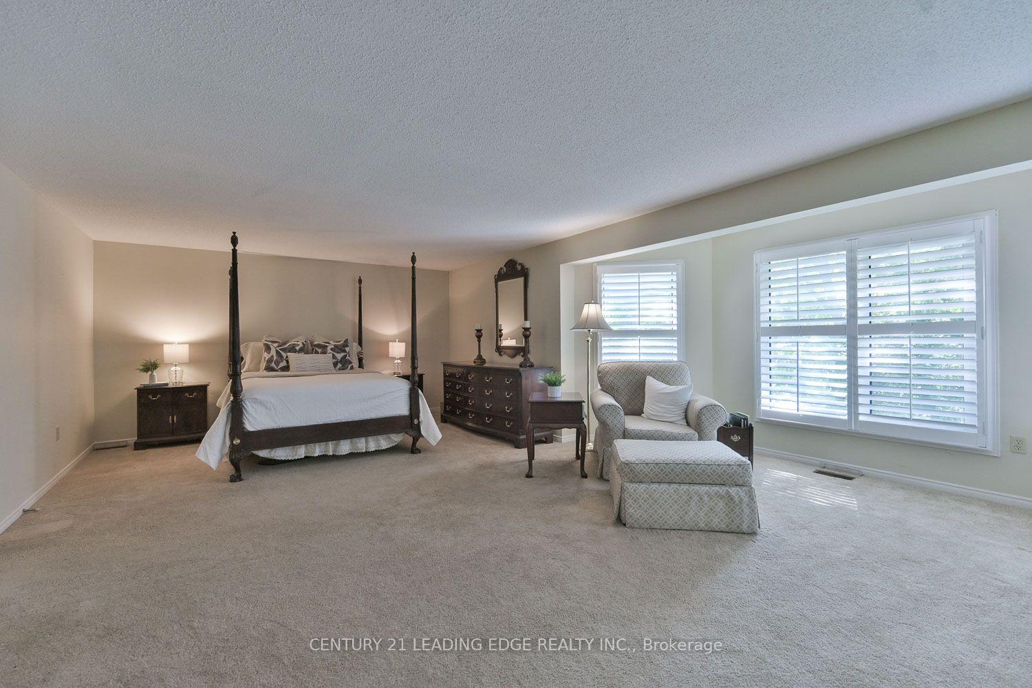 Photo 24 of 14 Montrose Crescent, Markham, Unionville — HOMEH