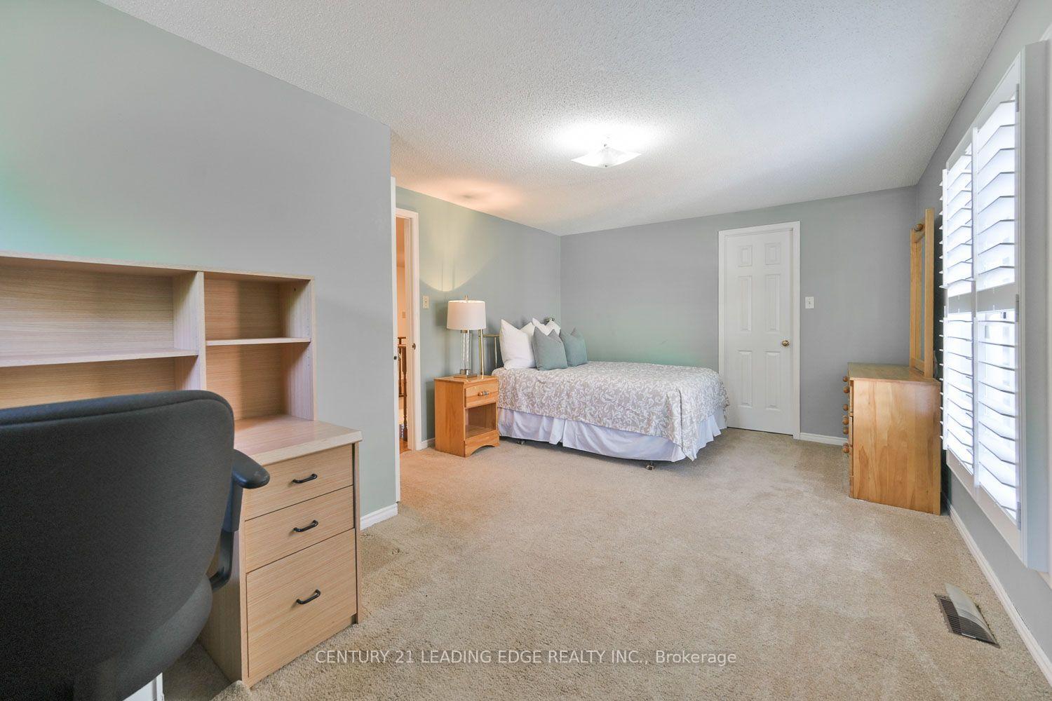 Photo 31 of 14 Montrose Crescent, Markham, Unionville — HOMEH