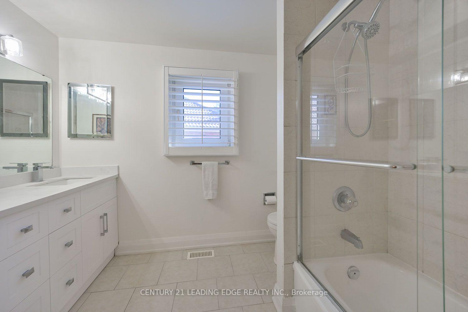 Photo 34 of 14 Montrose Crescent, Markham, Unionville — HOMEH