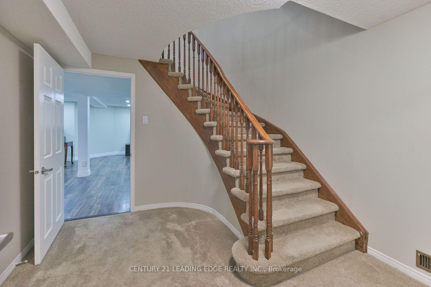 Photo 35 of 14 Montrose Crescent, Markham, Unionville — HOMEH