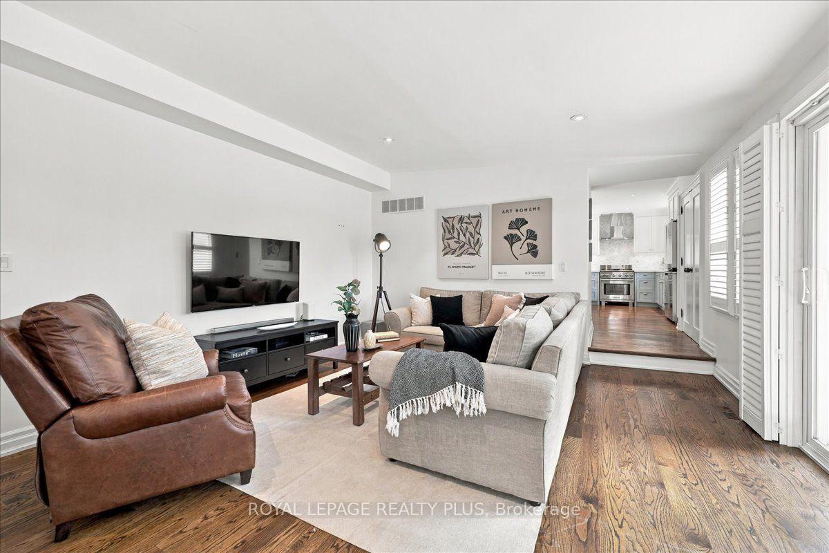 Photo 10 of 1865 Barsuda Drive, Mississauga, Clarkson — HOMEH