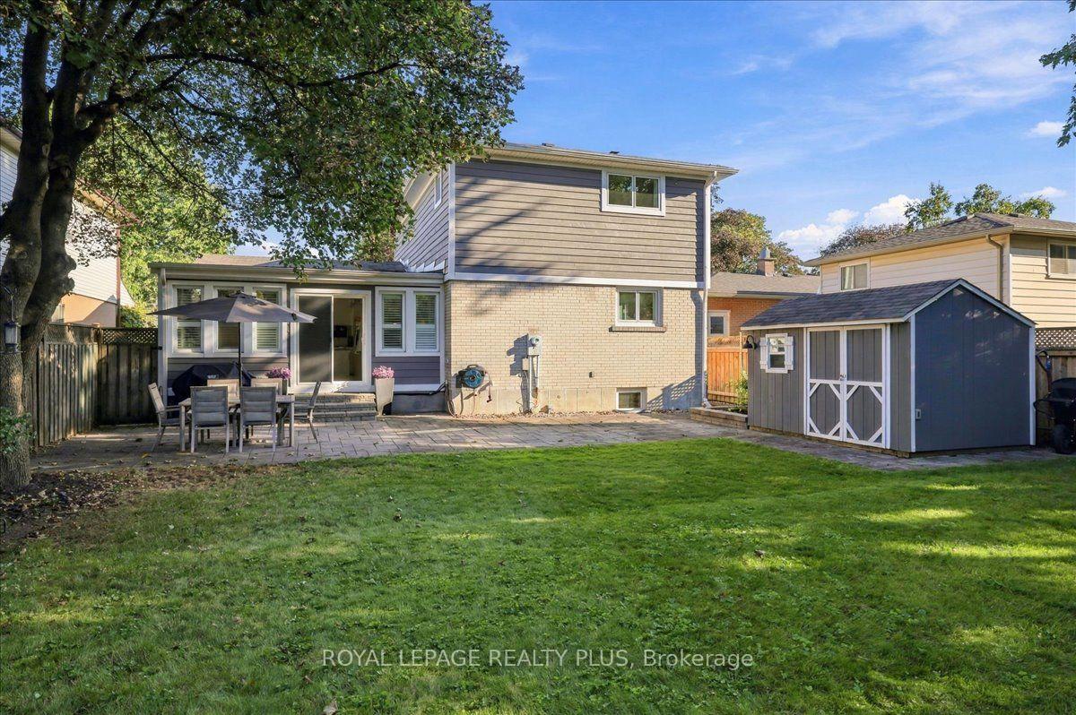 Photo 23 of 1865 Barsuda Drive, Mississauga, Clarkson — HOMEH