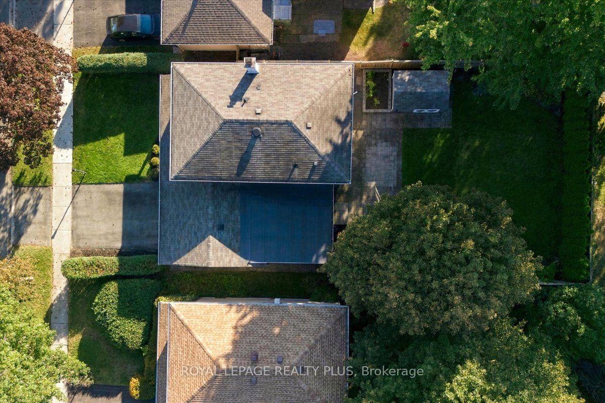 Photo 28 of 1865 Barsuda Drive, Mississauga, Clarkson — HOMEH
