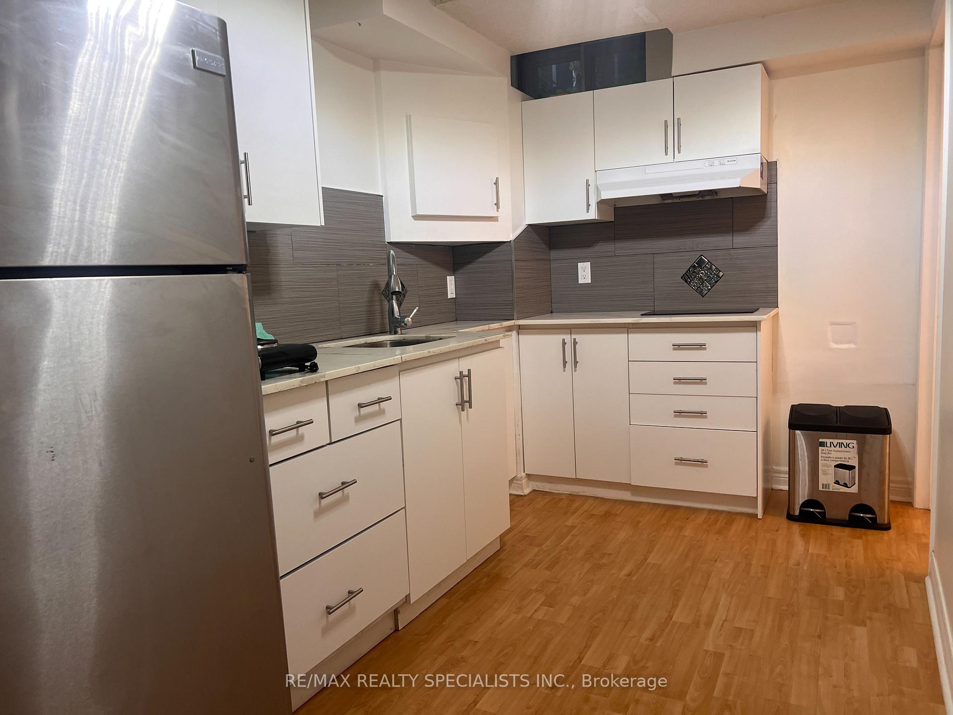 Photo 2 of Unit Basement, 3156 Mccarron Crescent, Mississauga, Meadowvale — HOMEH