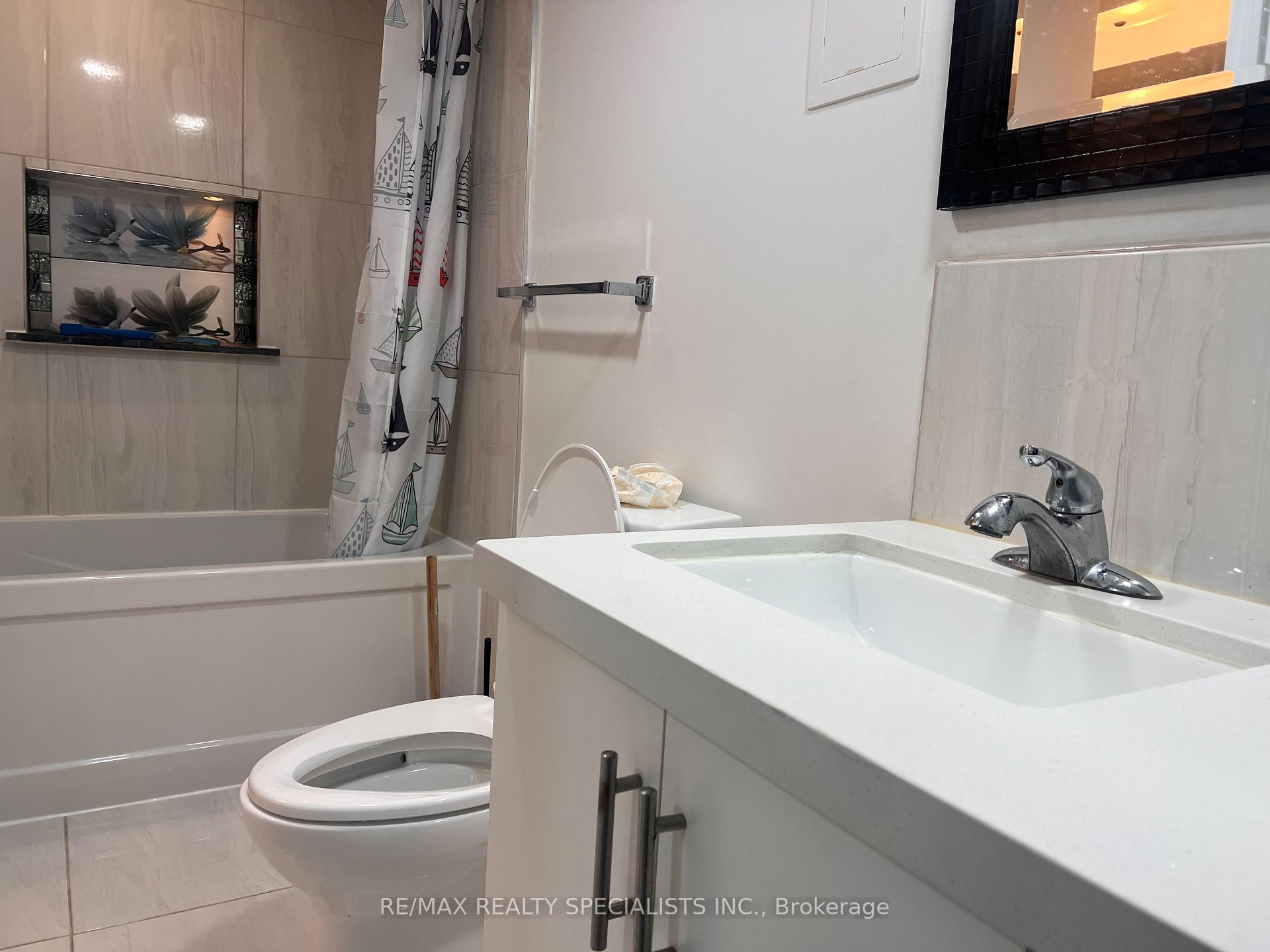 Photo 4 of Unit Basement, 3156 Mccarron Crescent, Mississauga, Meadowvale — HOMEH