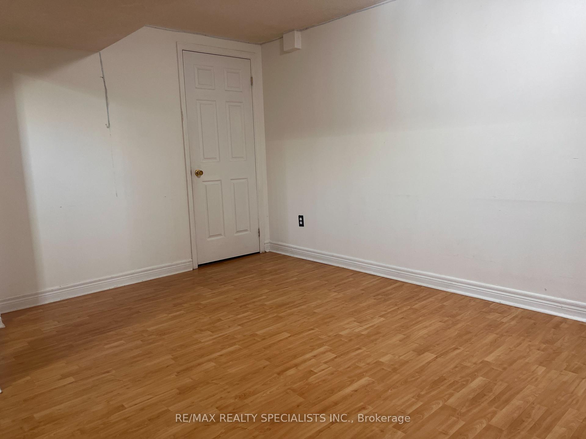 Photo 7 of Unit Basement, 3156 Mccarron Crescent, Mississauga, Meadowvale — HOMEH