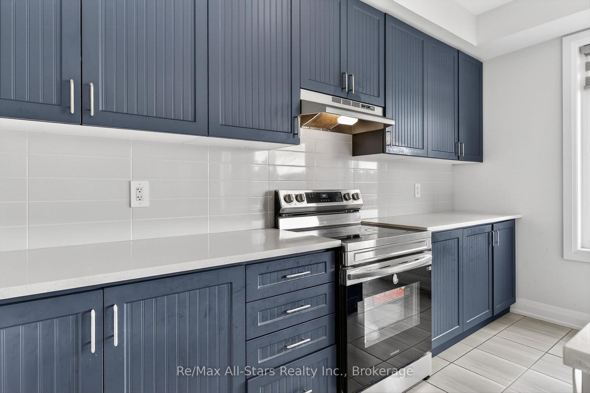 Photo 11 of 175 St. Joseph Road, Kawartha Lakes, Lindsay — HOMEH