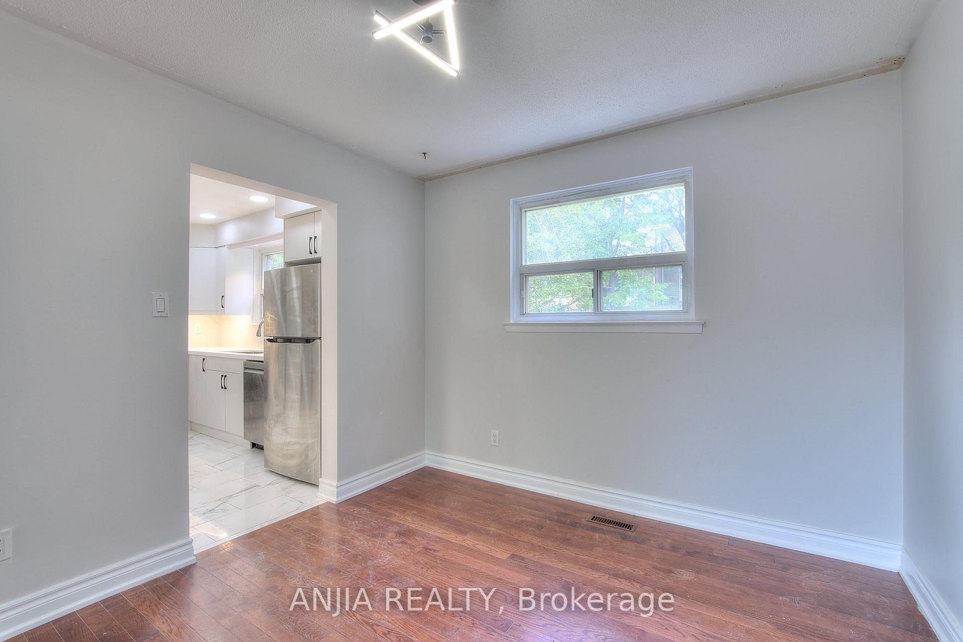 Photo 6 of 14 Cherrystone Drive, North York, Hillcrest Village — HOMEH