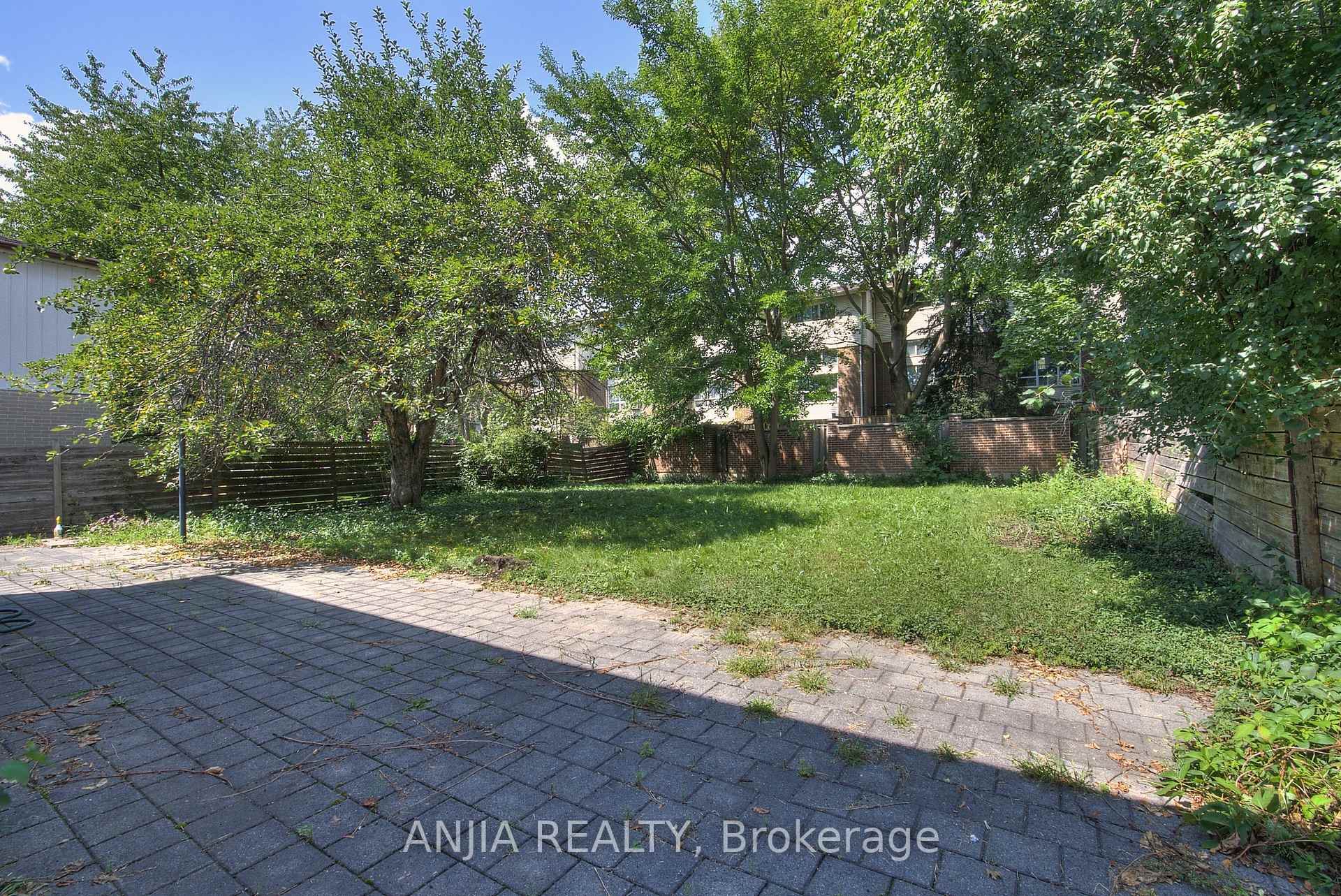 Photo 15 of 14 Cherrystone Drive, North York, Hillcrest Village — HOMEH