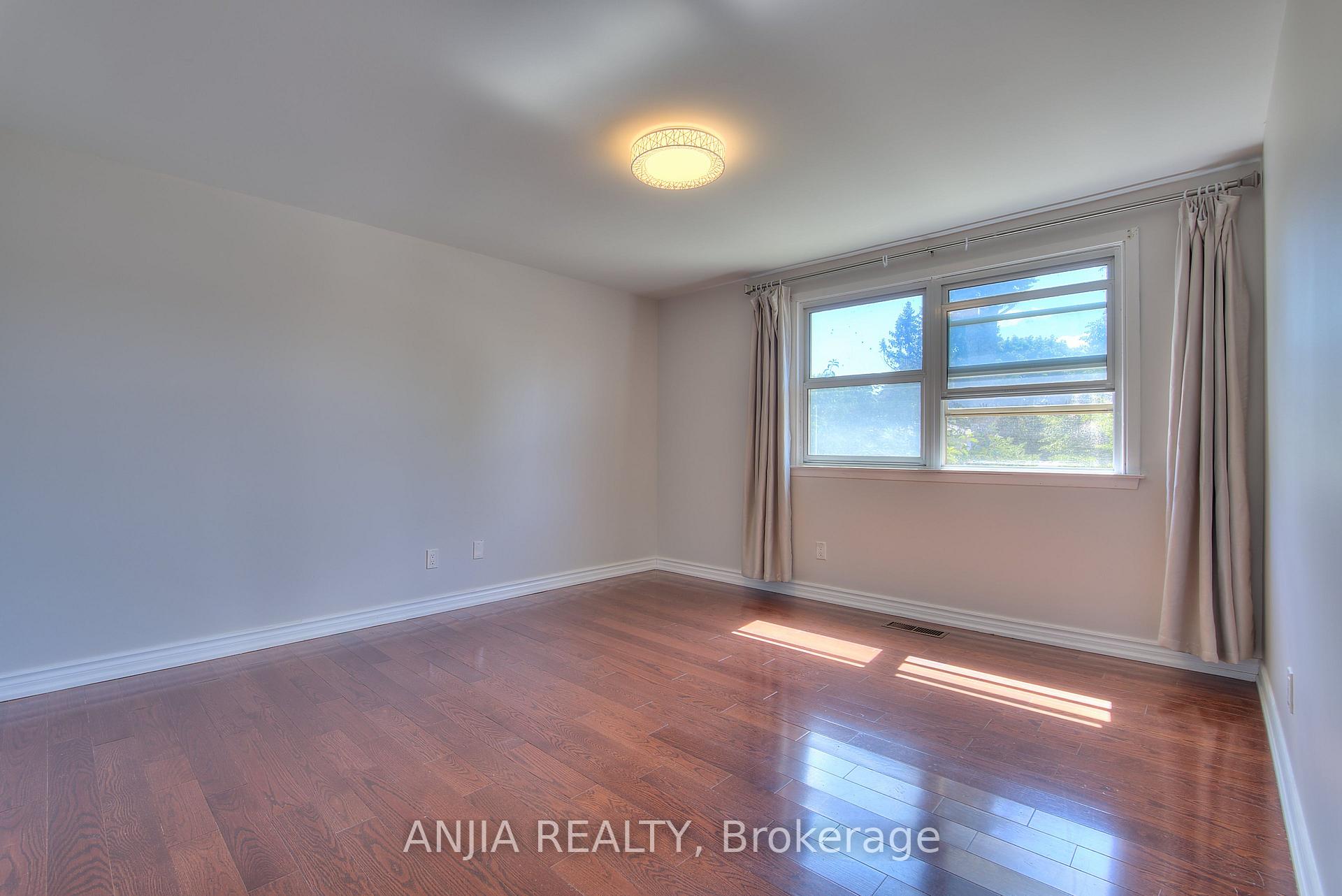 Photo 17 of 14 Cherrystone Drive, North York, Hillcrest Village — HOMEH