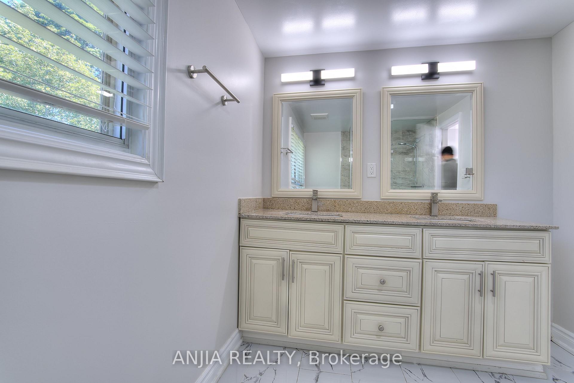 Photo 18 of 14 Cherrystone Drive, North York, Hillcrest Village — HOMEH