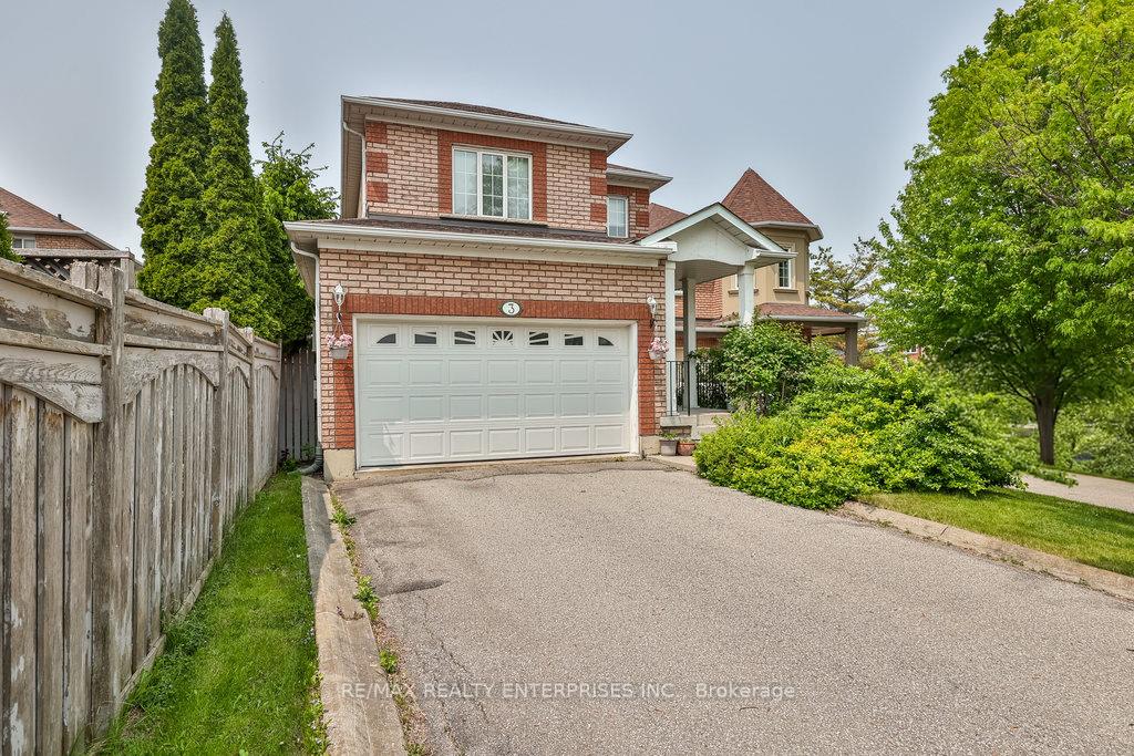 Photo 3 of 3 Jack Kenny Court, Caledon, Bolton West — HOMEH