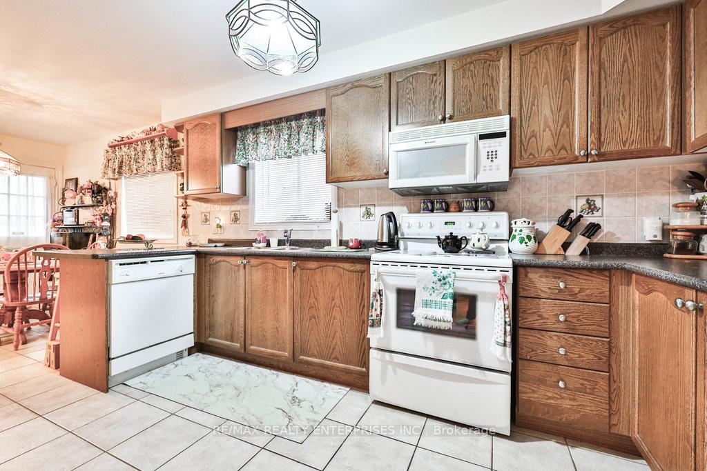 Photo 21 of 3 Jack Kenny Court, Caledon, Bolton West — HOMEH
