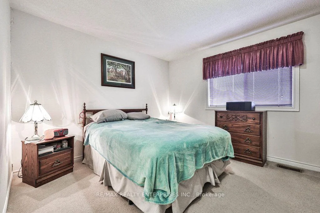Photo 40 of 3 Jack Kenny Court, Caledon, Bolton West — HOMEH